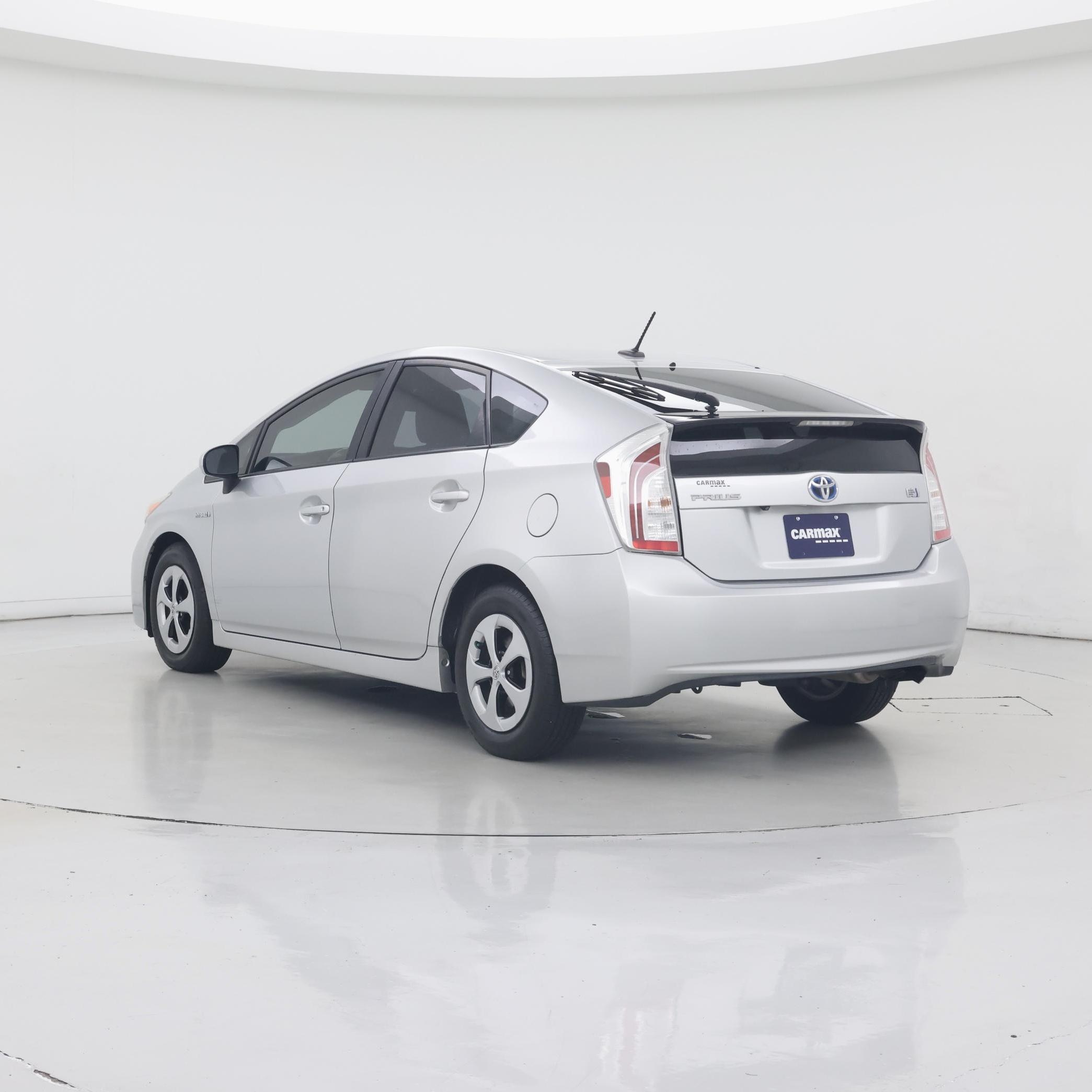 Thumbnail: 2015 Toyota Prius - 2