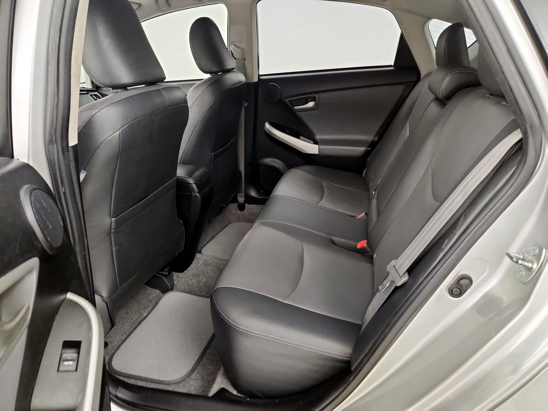 Thumbnail: 2015 Toyota Prius - 19