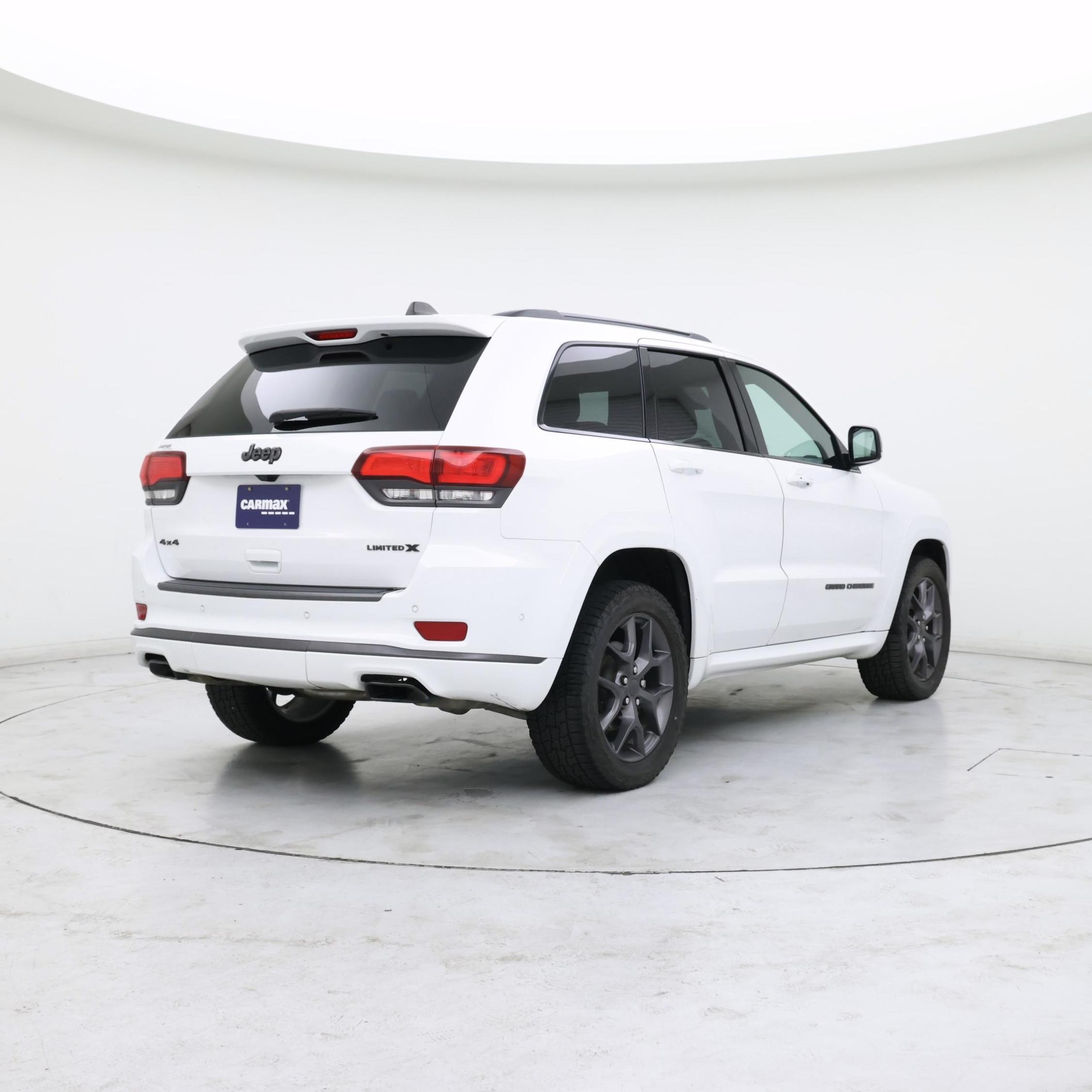 Thumbnail: 2020 Jeep Grand Cherokee - 8