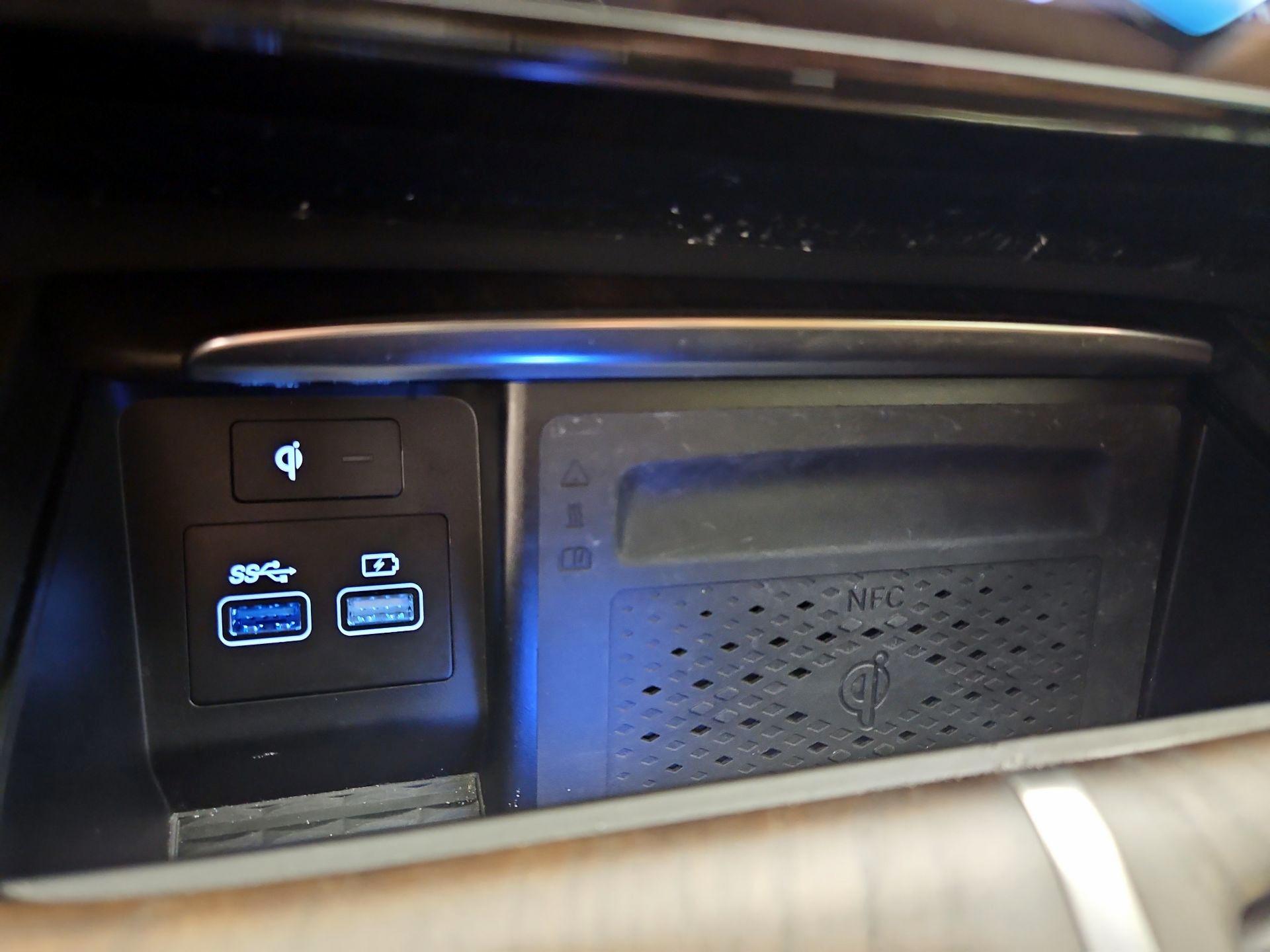 Thumbnail: 2023 Genesis GV80 - 19