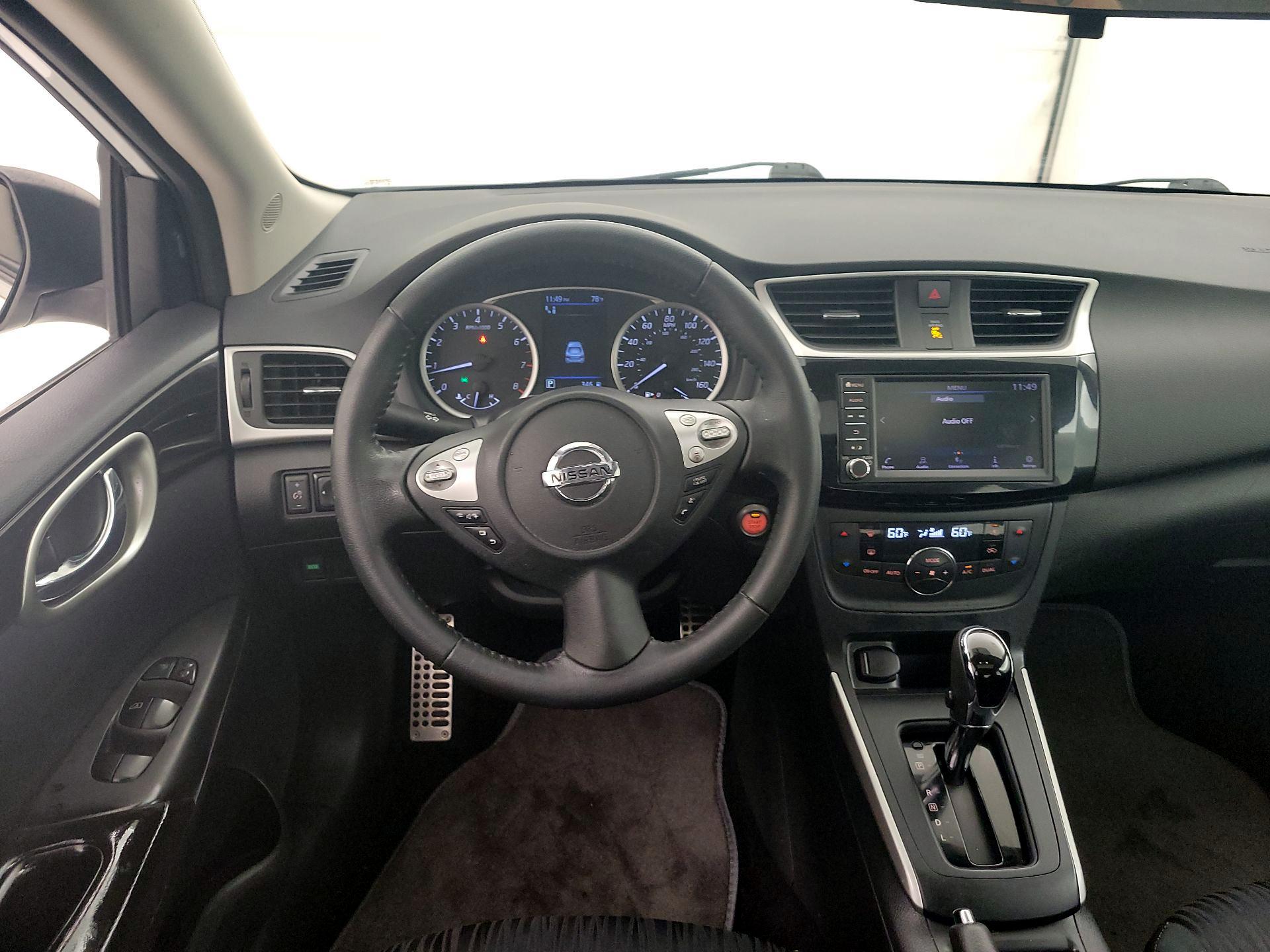 Thumbnail: 2019 Nissan Sentra - 10