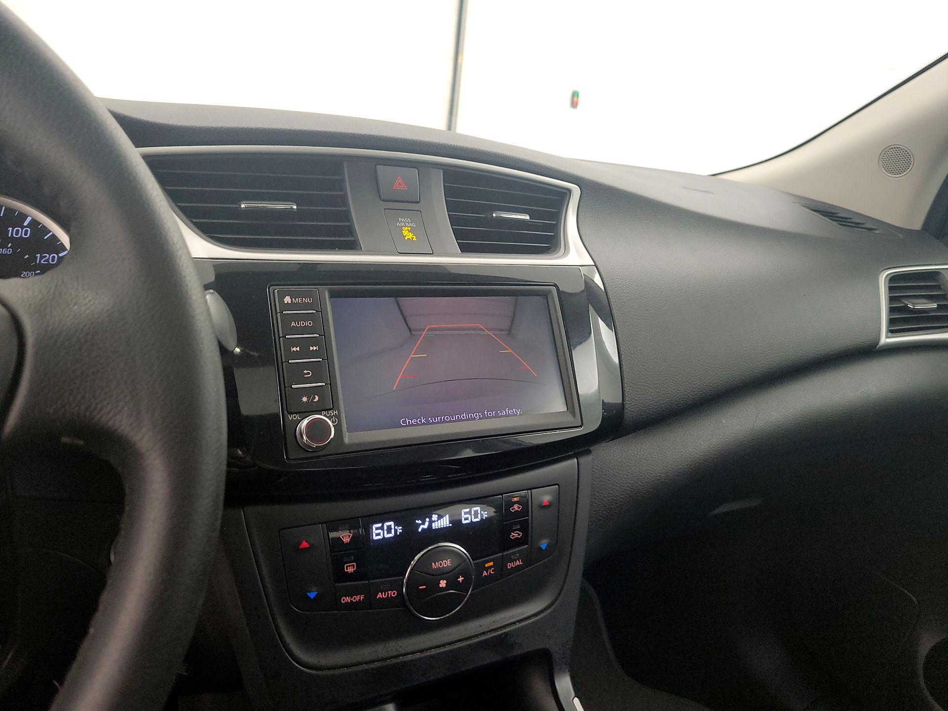 Thumbnail: 2019 Nissan Sentra - 14
