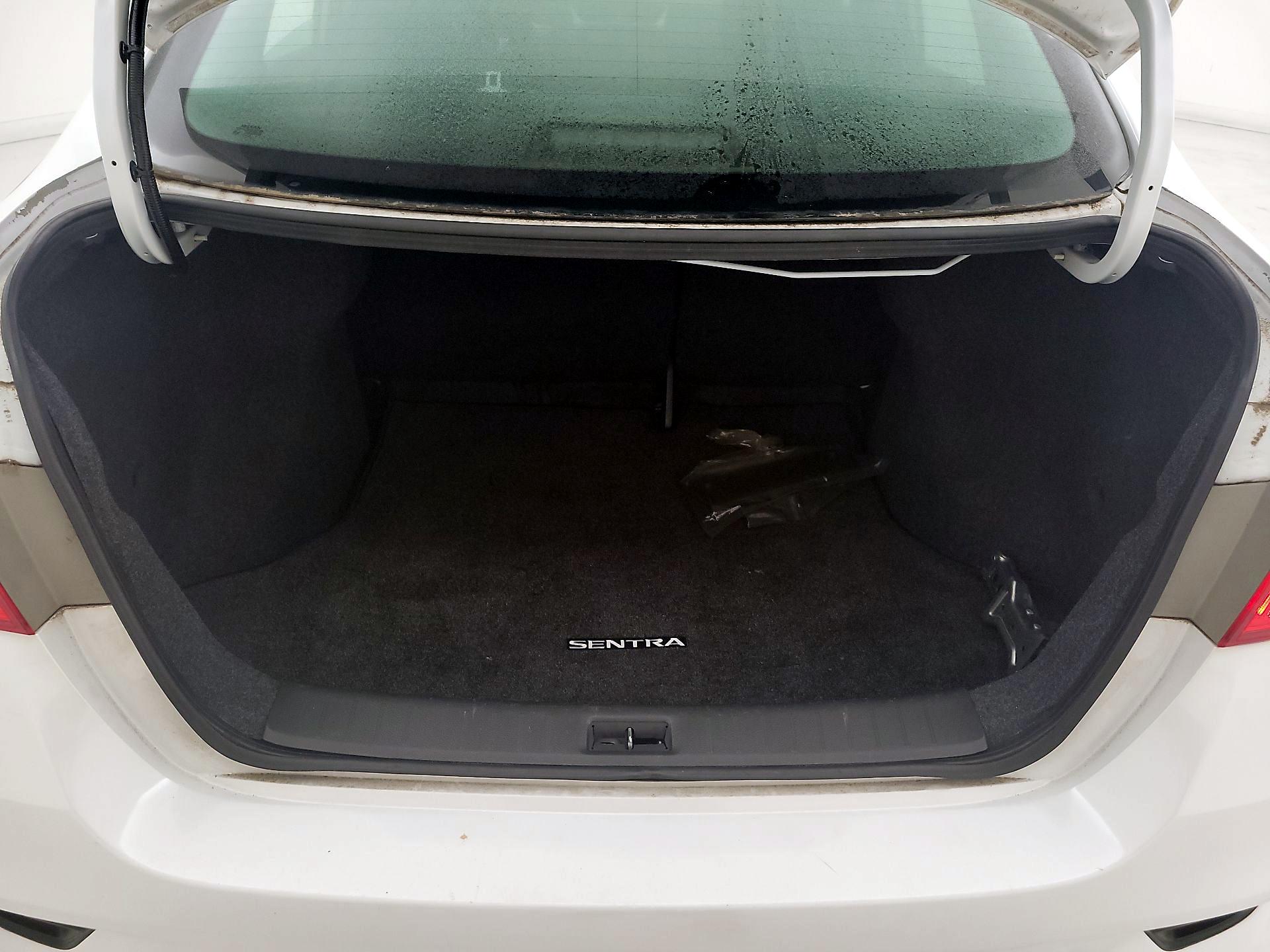 Thumbnail: 2019 Nissan Sentra - 20
