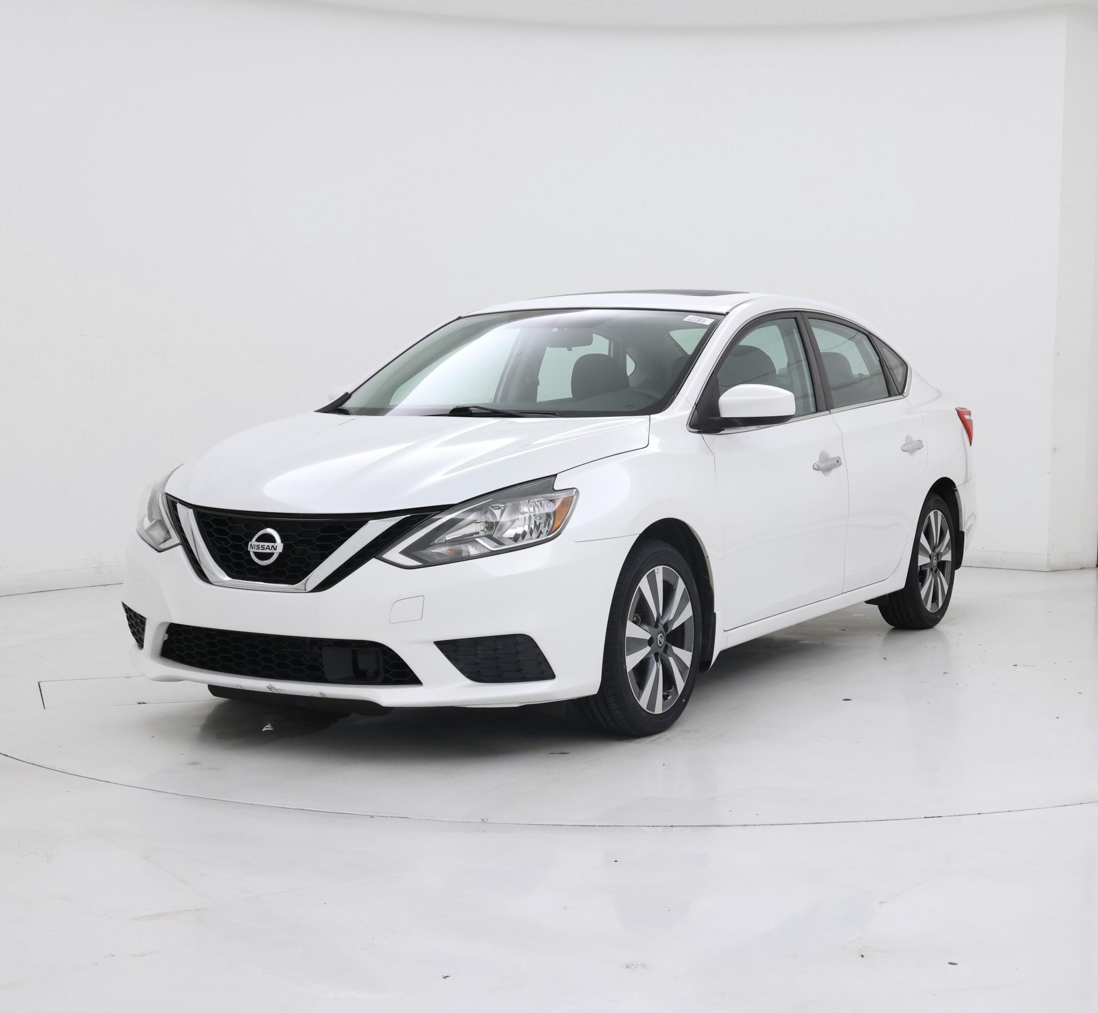 Thumbnail: 2019 Nissan Sentra - 4