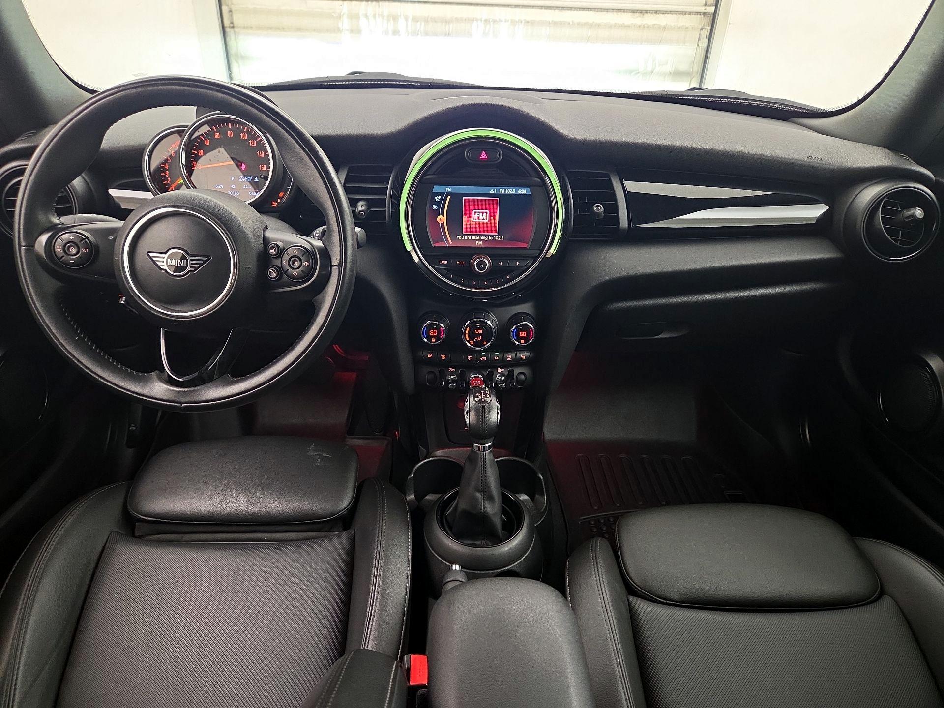 Thumbnail: 2019 MINI Cooper Hardtop - 9