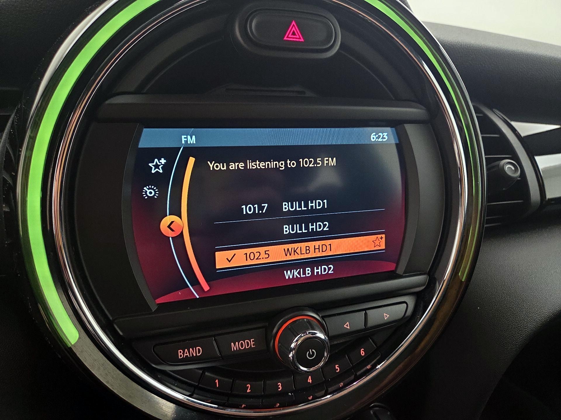 Thumbnail: 2019 MINI Cooper Hardtop - 15