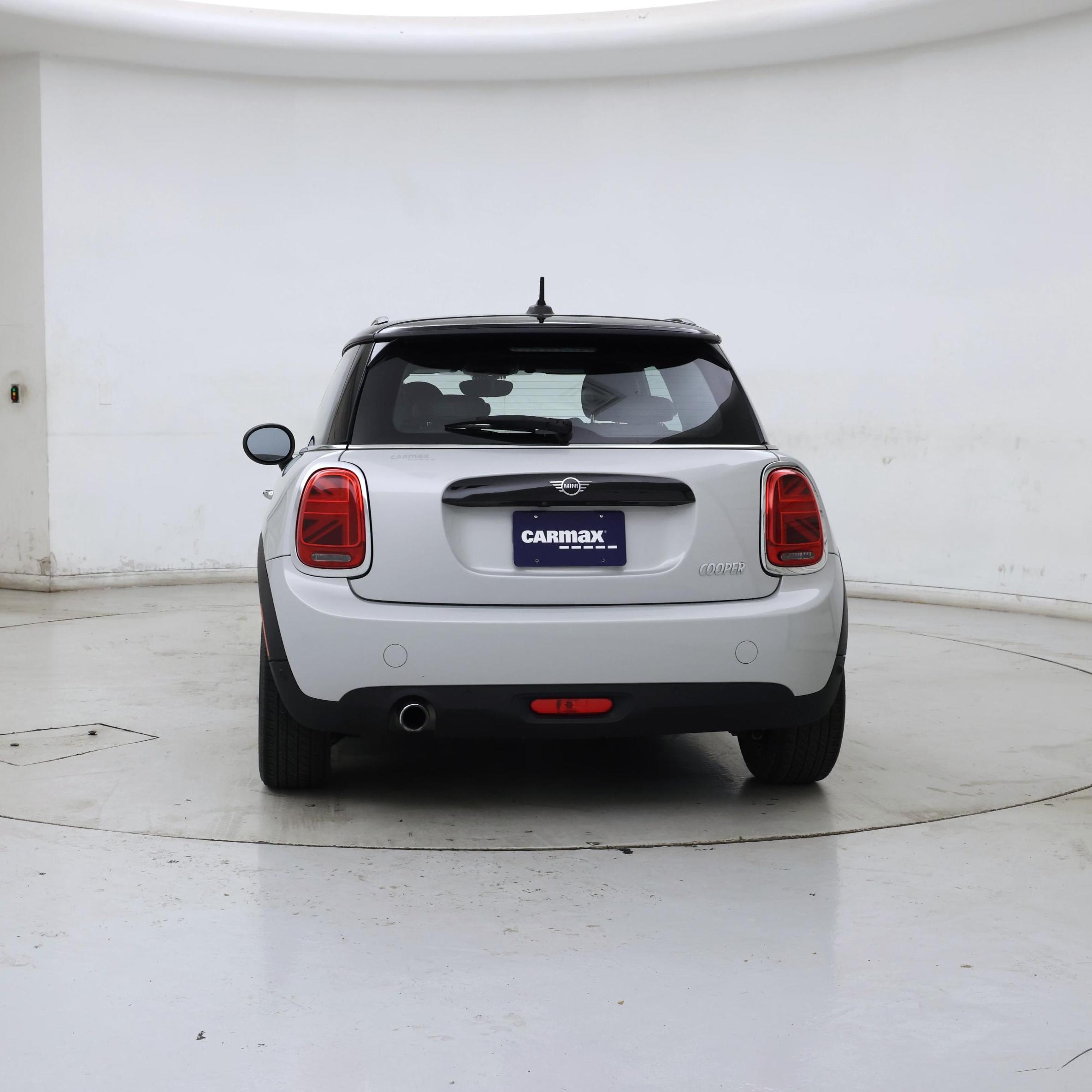 Thumbnail: 2019 MINI Cooper Hardtop - 6