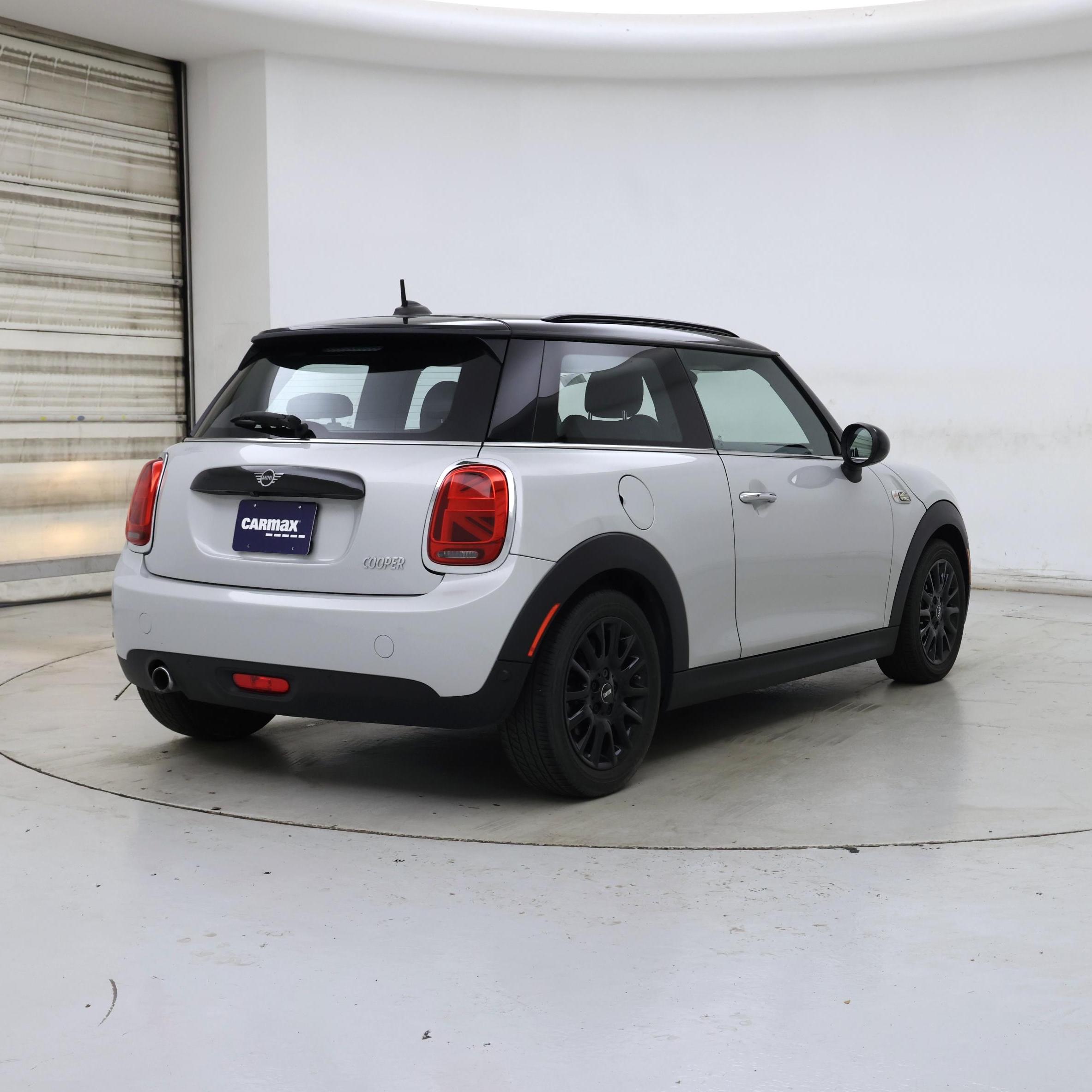 Thumbnail: 2019 MINI Cooper Hardtop - 8
