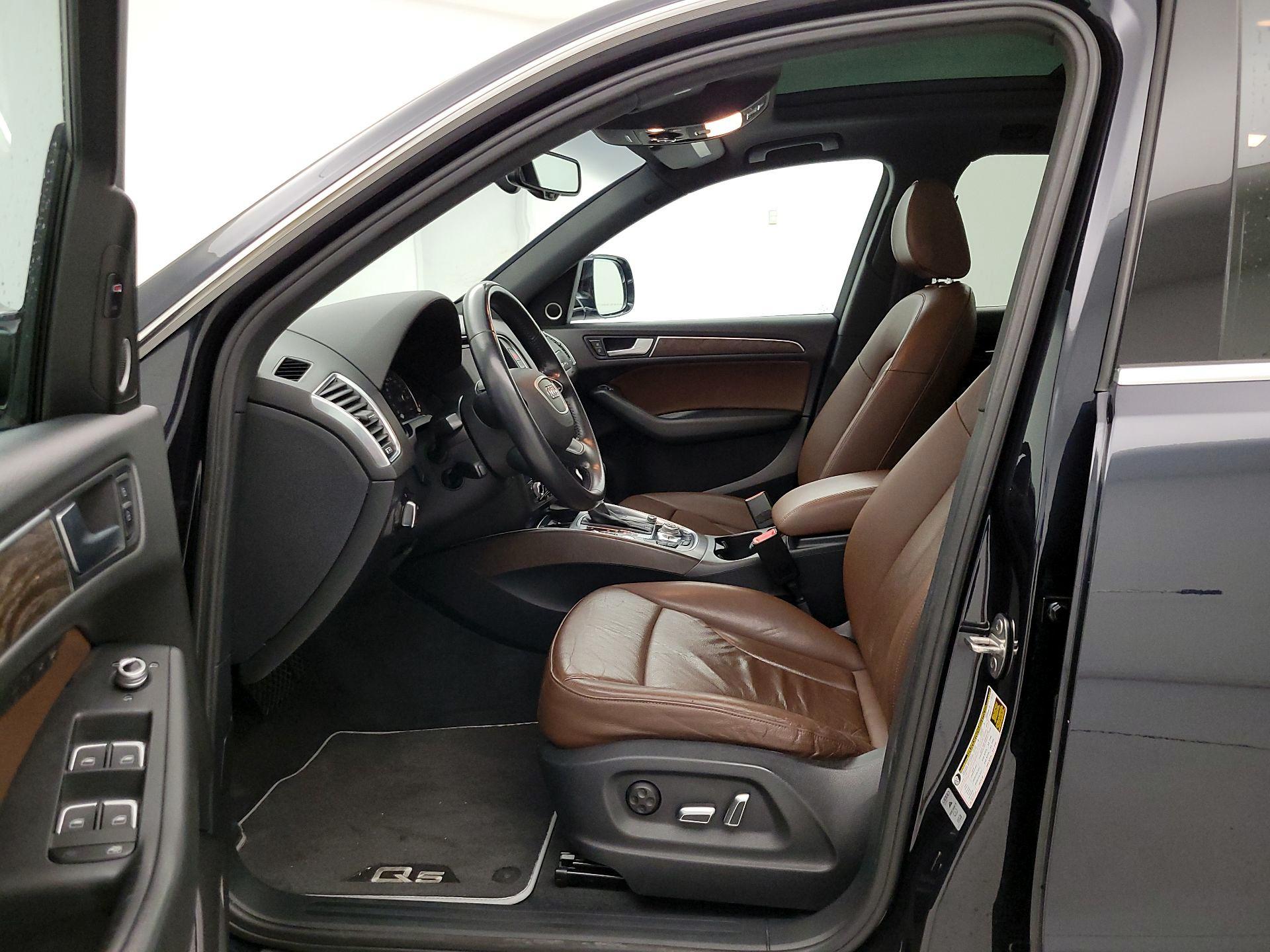 Thumbnail: 2015 Audi Q5 - 11