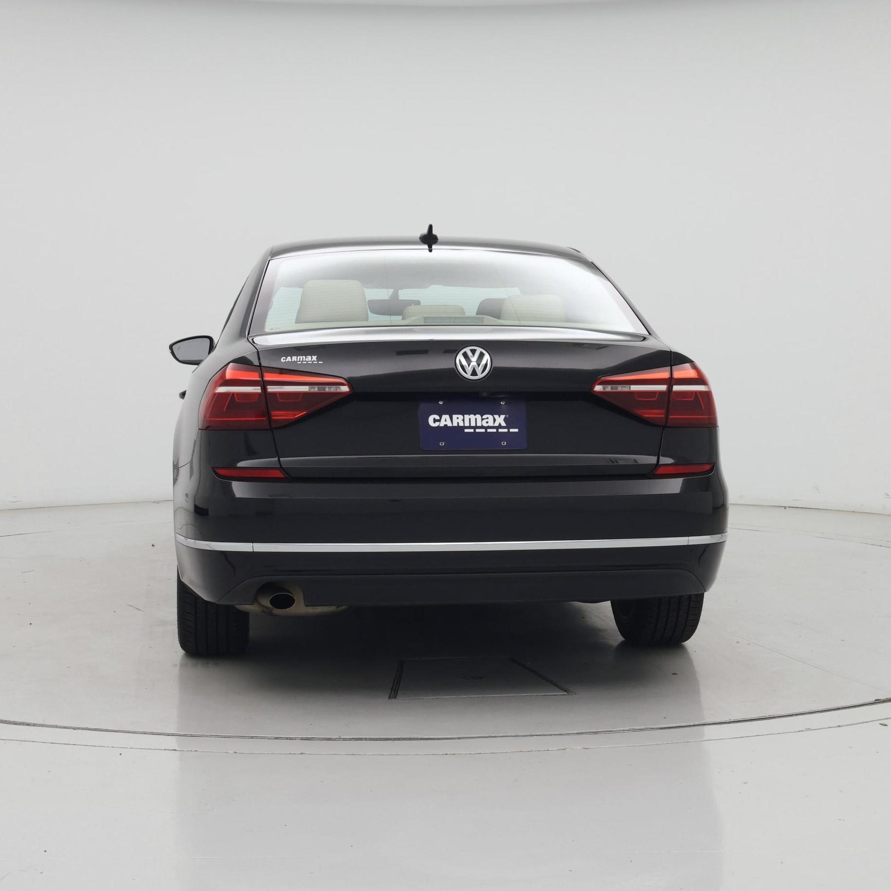Thumbnail: 2019 Volkswagen Passat - 6