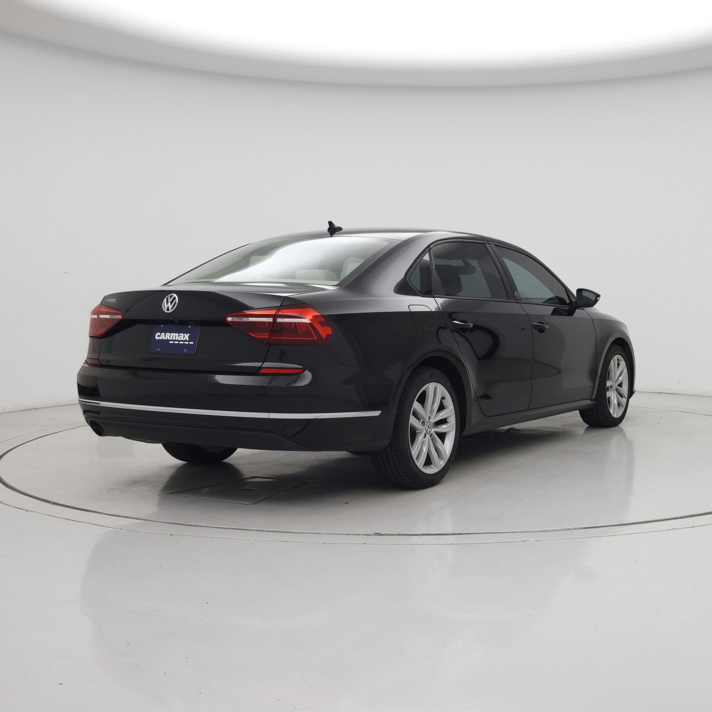 Thumbnail: 2019 Volkswagen Passat - 8
