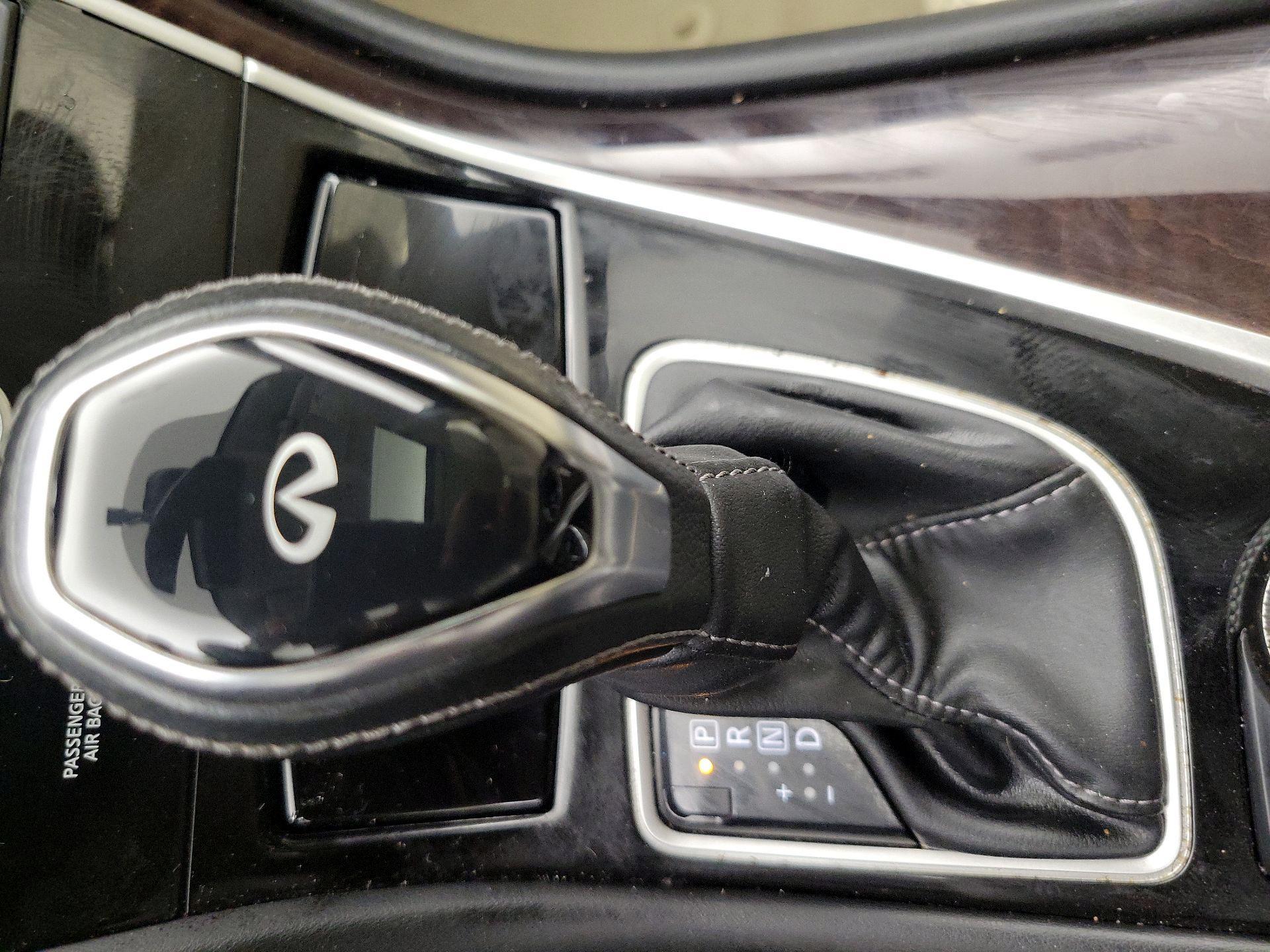 Thumbnail: 2019 INFINITI Q50 - 17