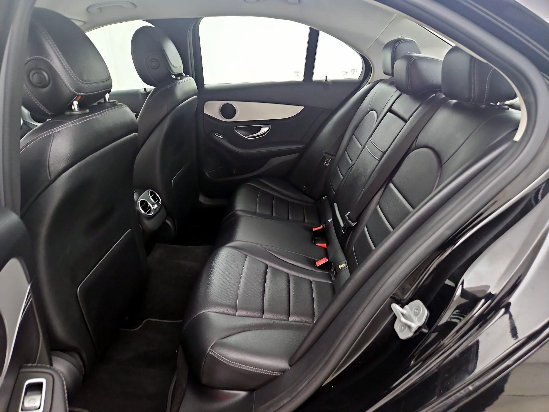 Thumbnail: 2015 Mercedes-Benz C-Class - 19