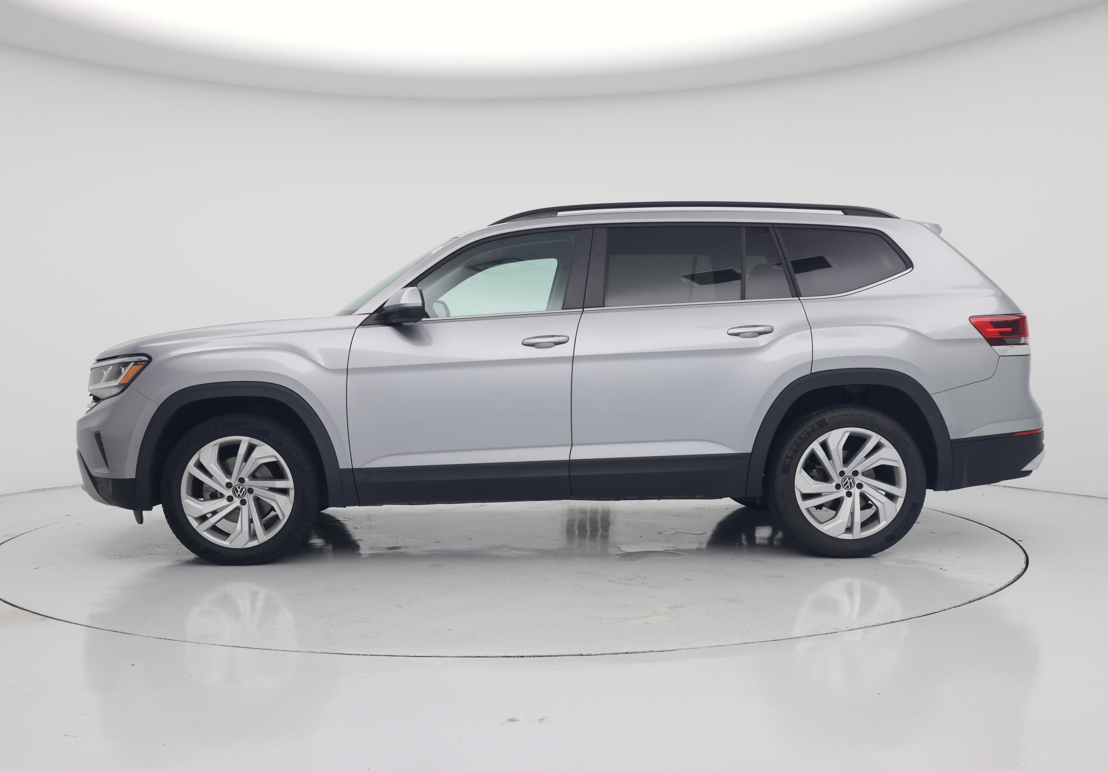 Thumbnail: 2021 Volkswagen Atlas - 3