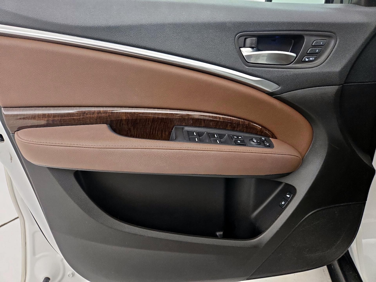 2017 Acura MDX Technology & Entertainment Package - Photo 13