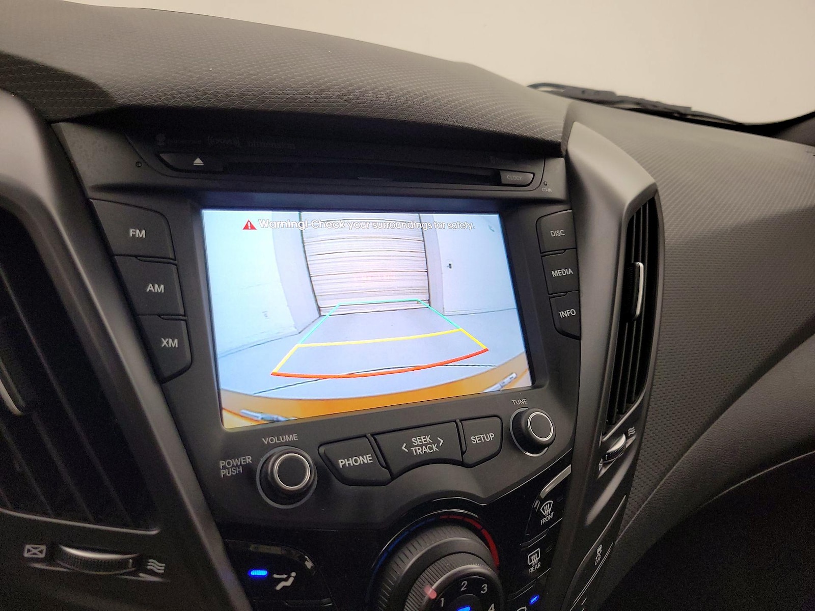 2016 Hyundai Veloster - Photo 15