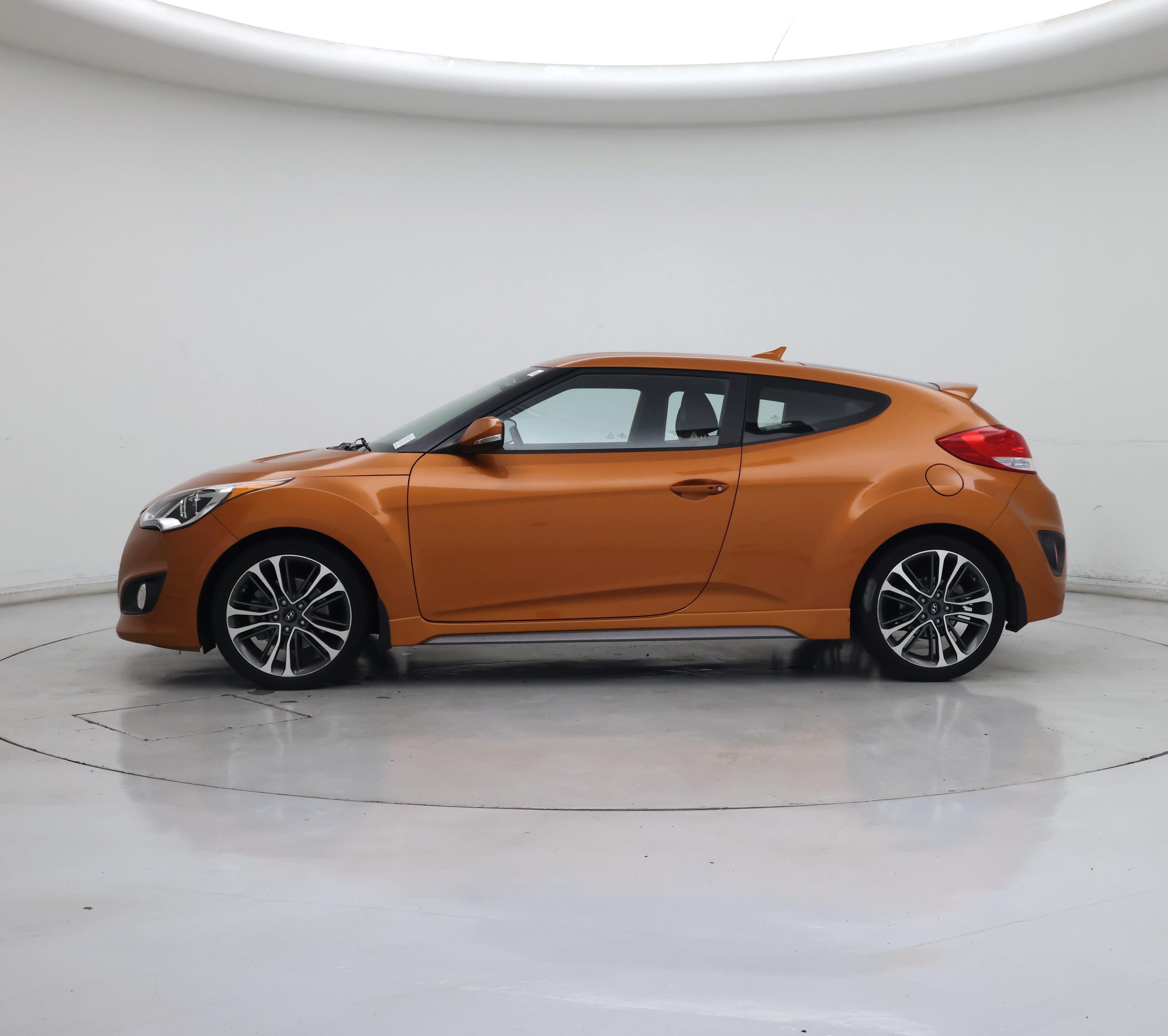 Thumbnail: 2016 Hyundai Veloster - 3