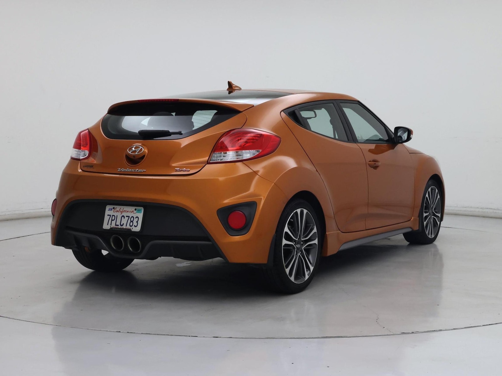 2016 Hyundai Veloster - Photo 9