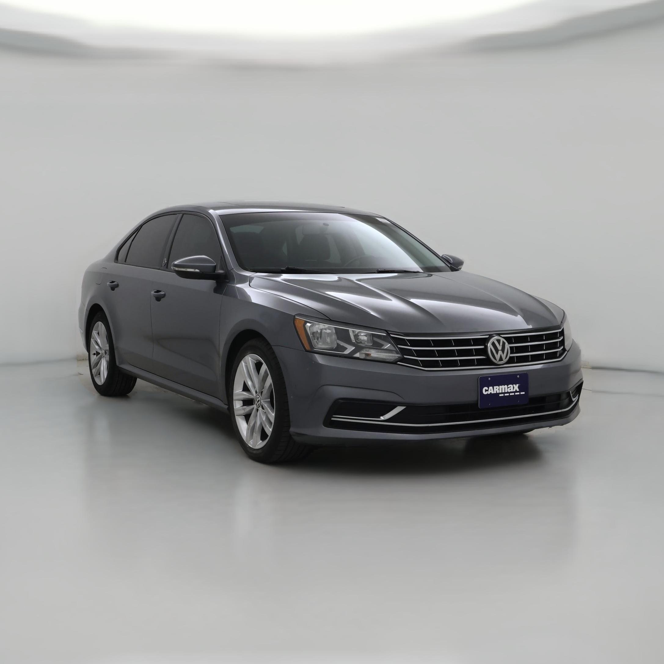 Thumbnail: 2019 Volkswagen Passat - 1