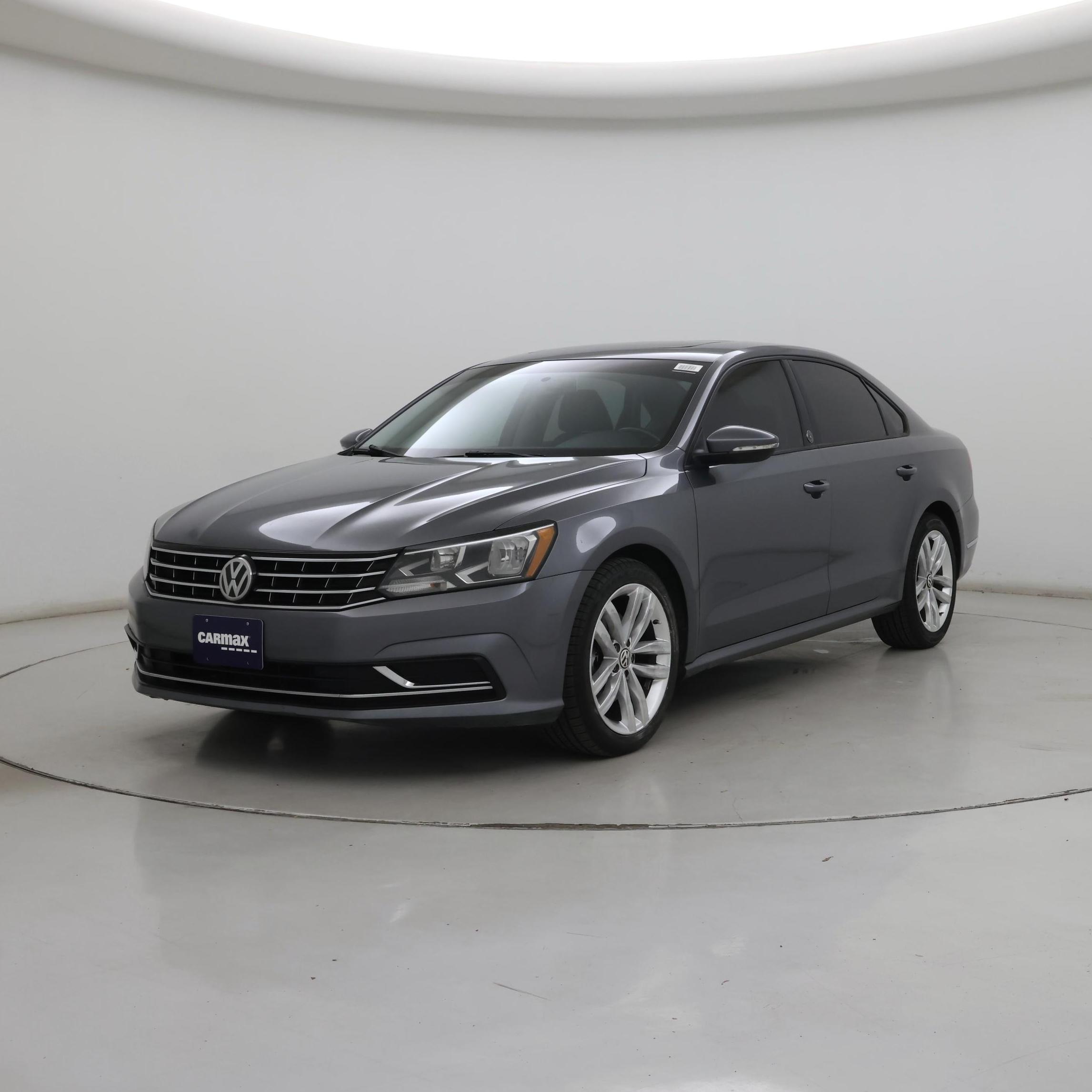 Thumbnail: 2019 Volkswagen Passat - 4