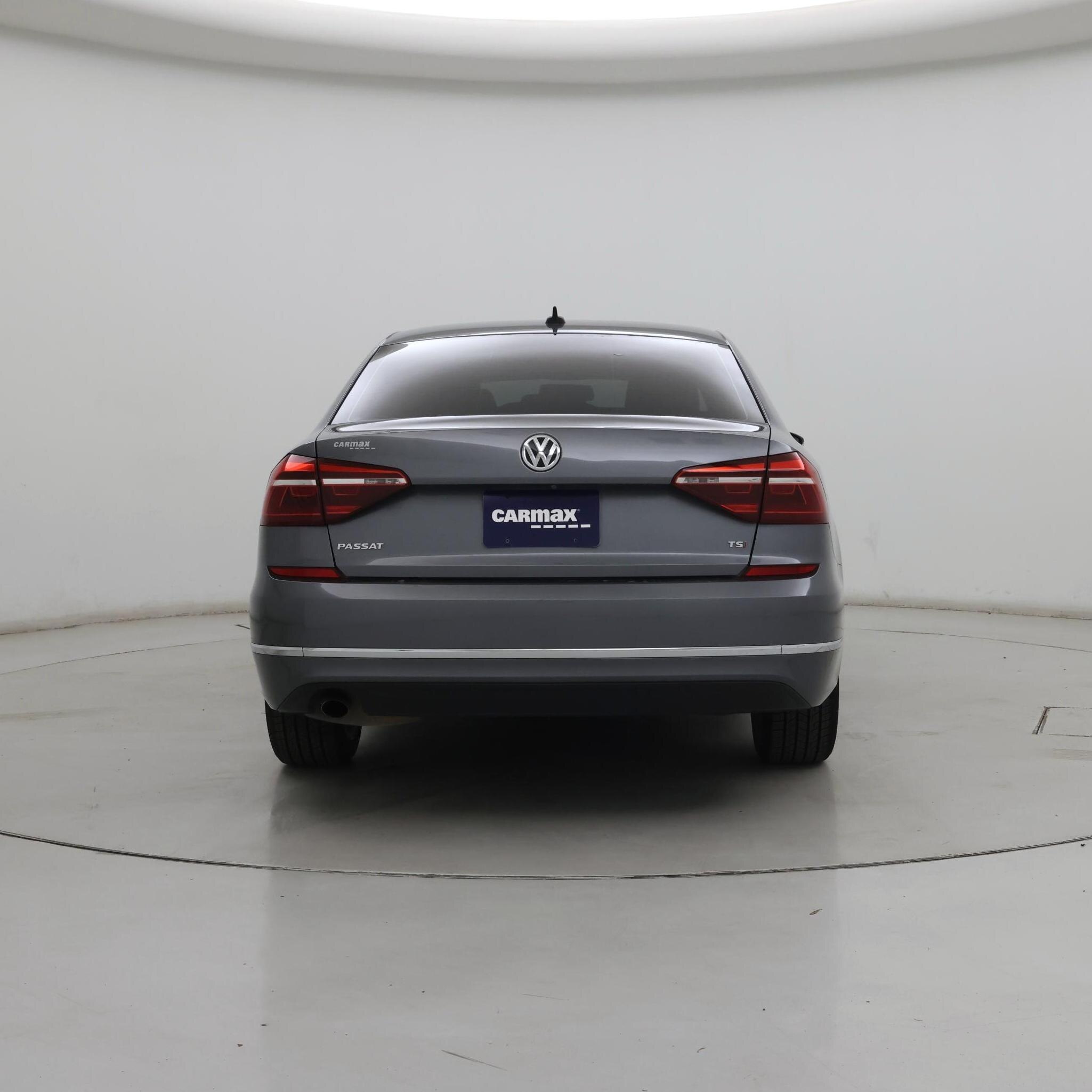 Thumbnail: 2019 Volkswagen Passat - 6