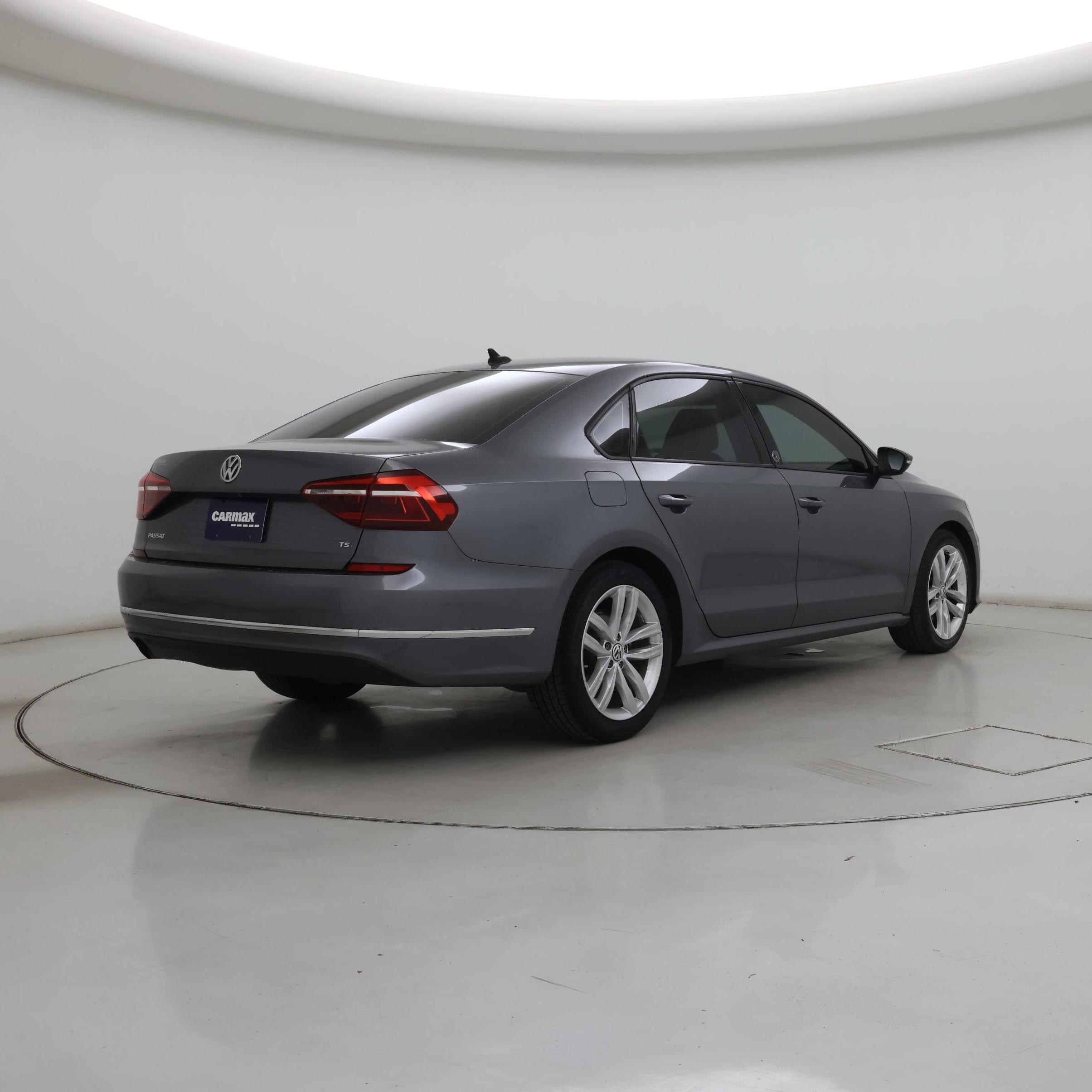 Thumbnail: 2019 Volkswagen Passat - 8