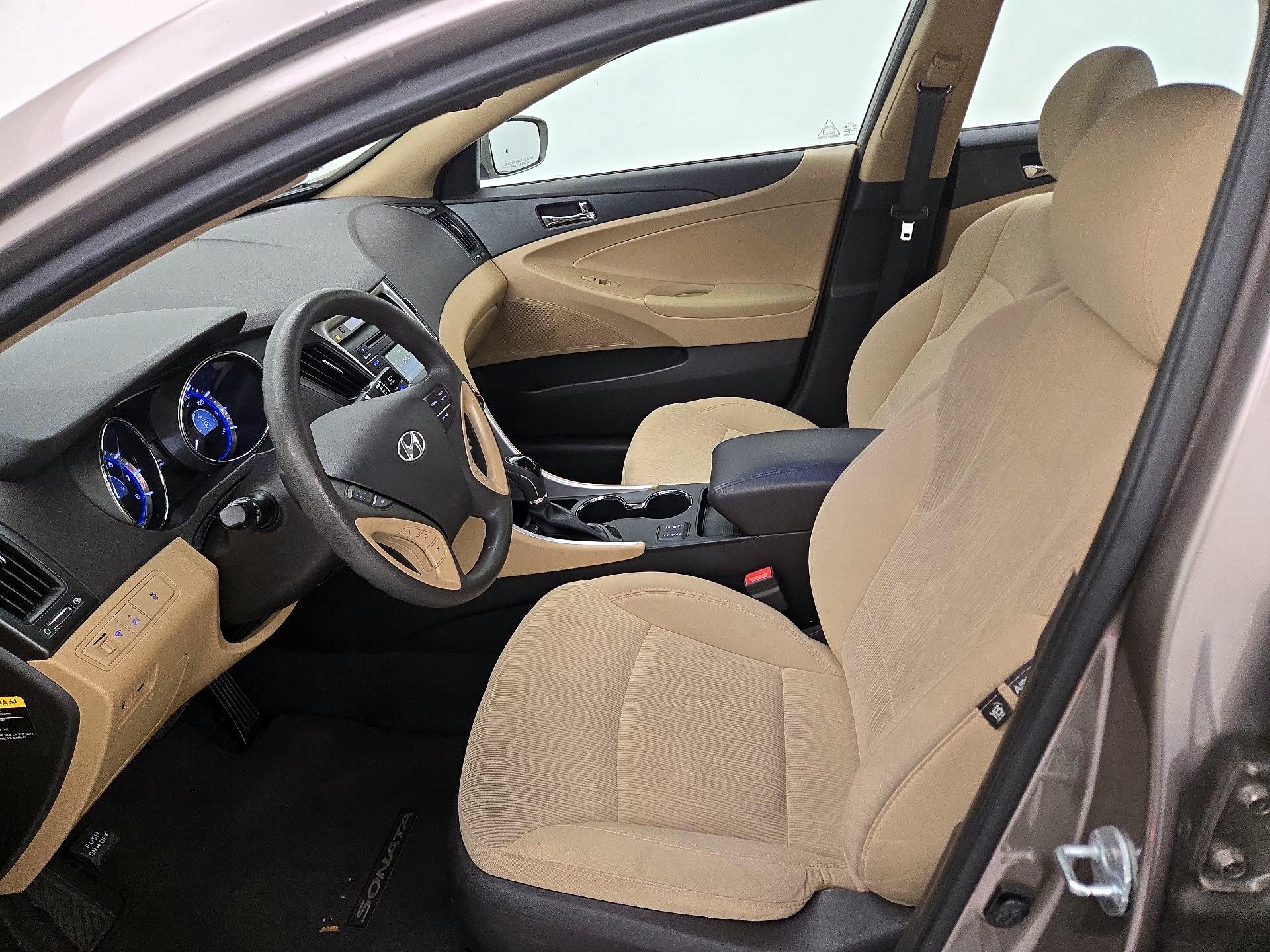 Thumbnail: 2014 Hyundai Sonata - 11