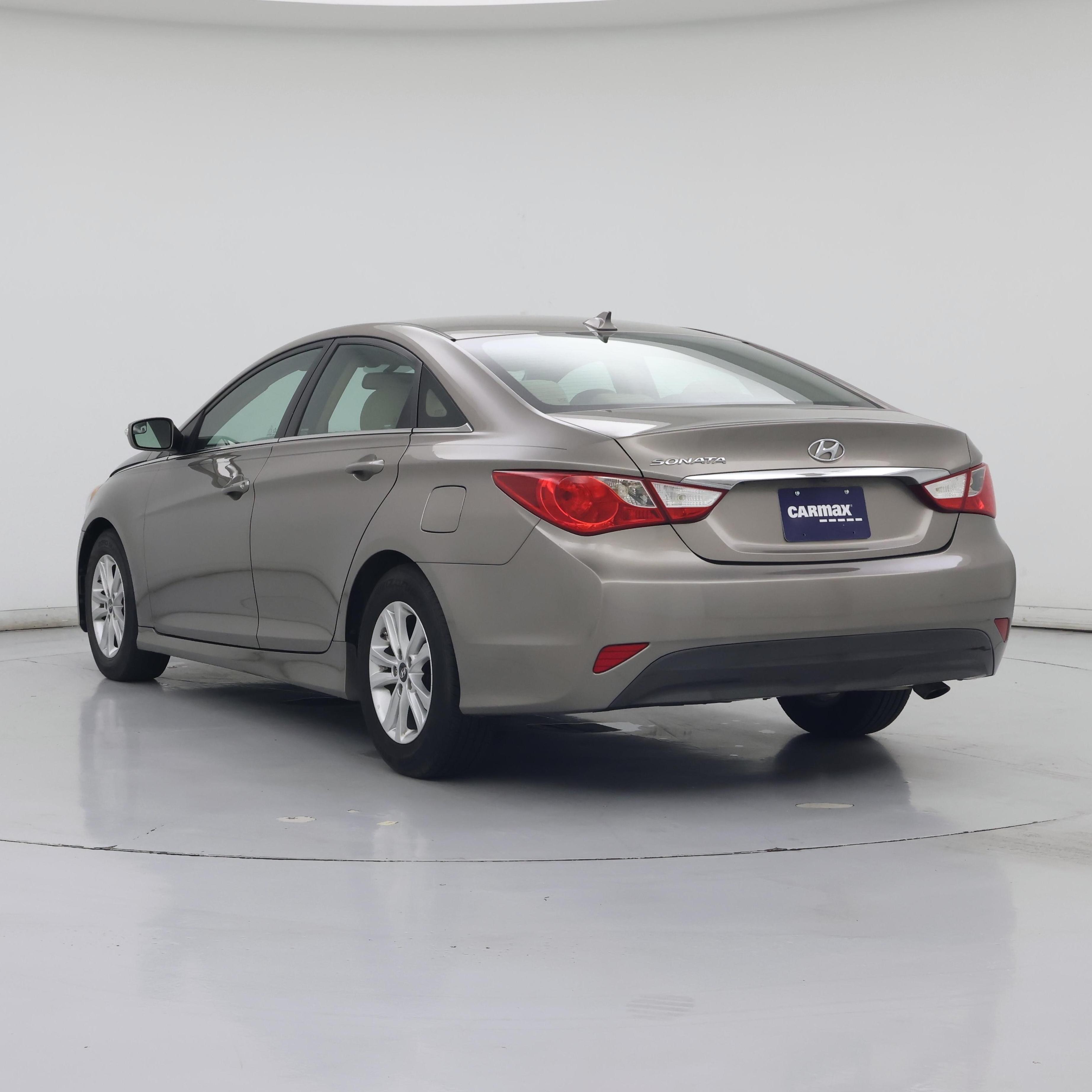 Thumbnail: 2014 Hyundai Sonata - 2