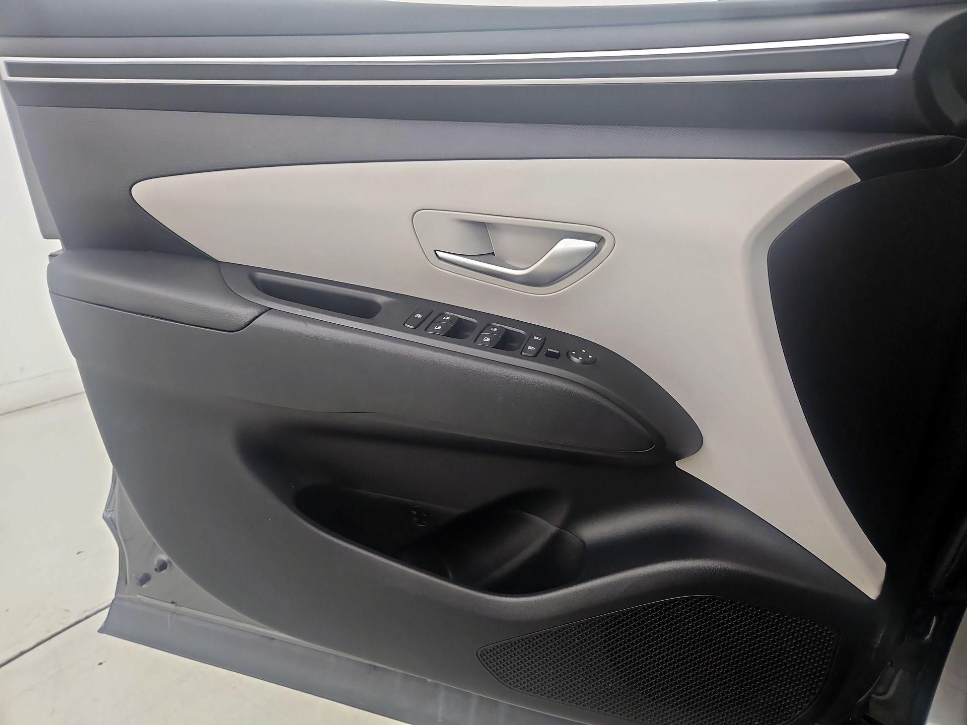 Thumbnail: 2022 Hyundai Tucson - 12
