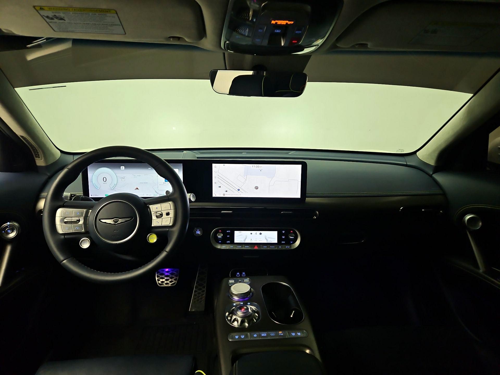 Thumbnail: 2024 Genesis GV60 - 9