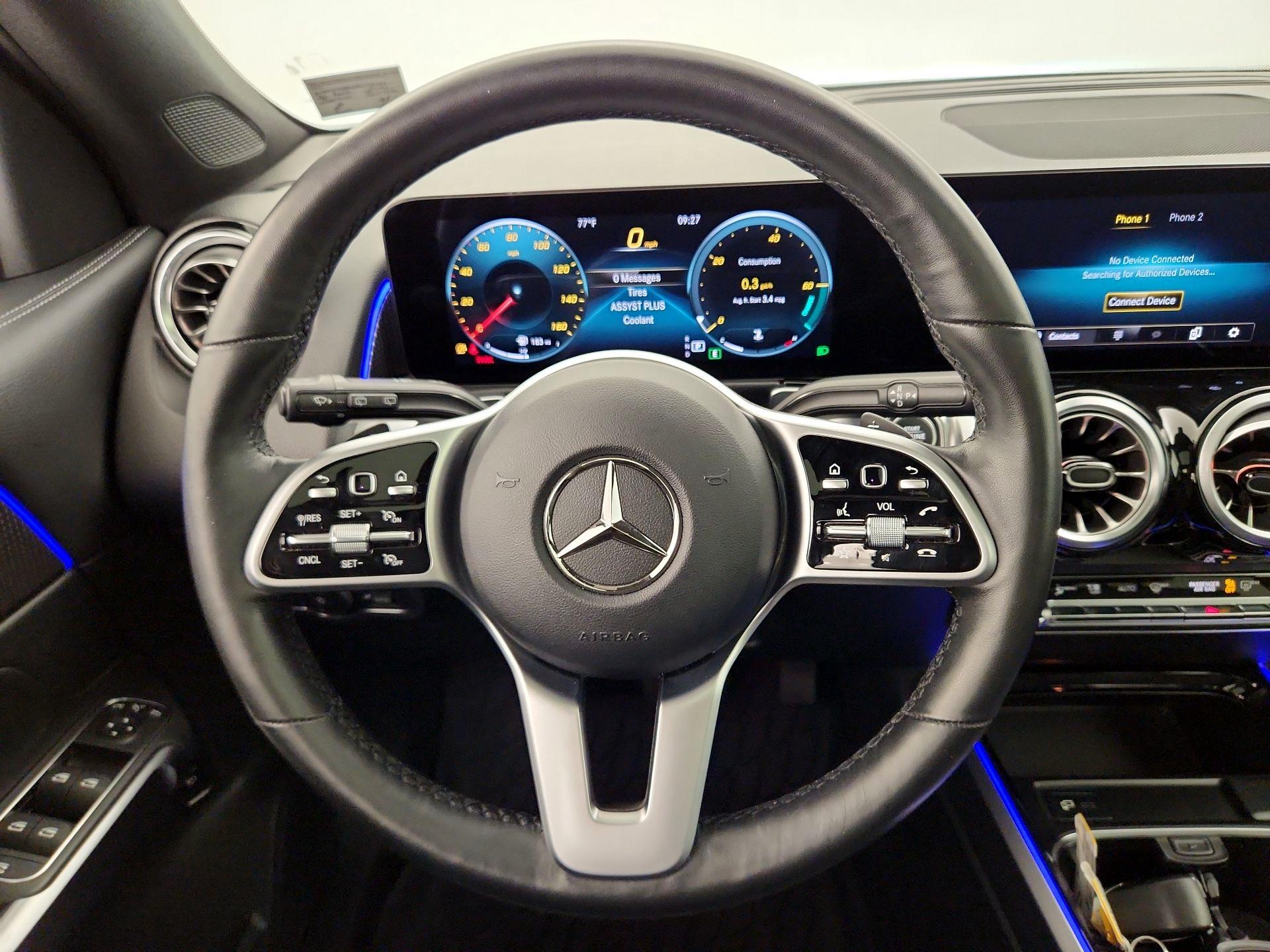 Thumbnail: 2022 Mercedes-Benz GLB - 10