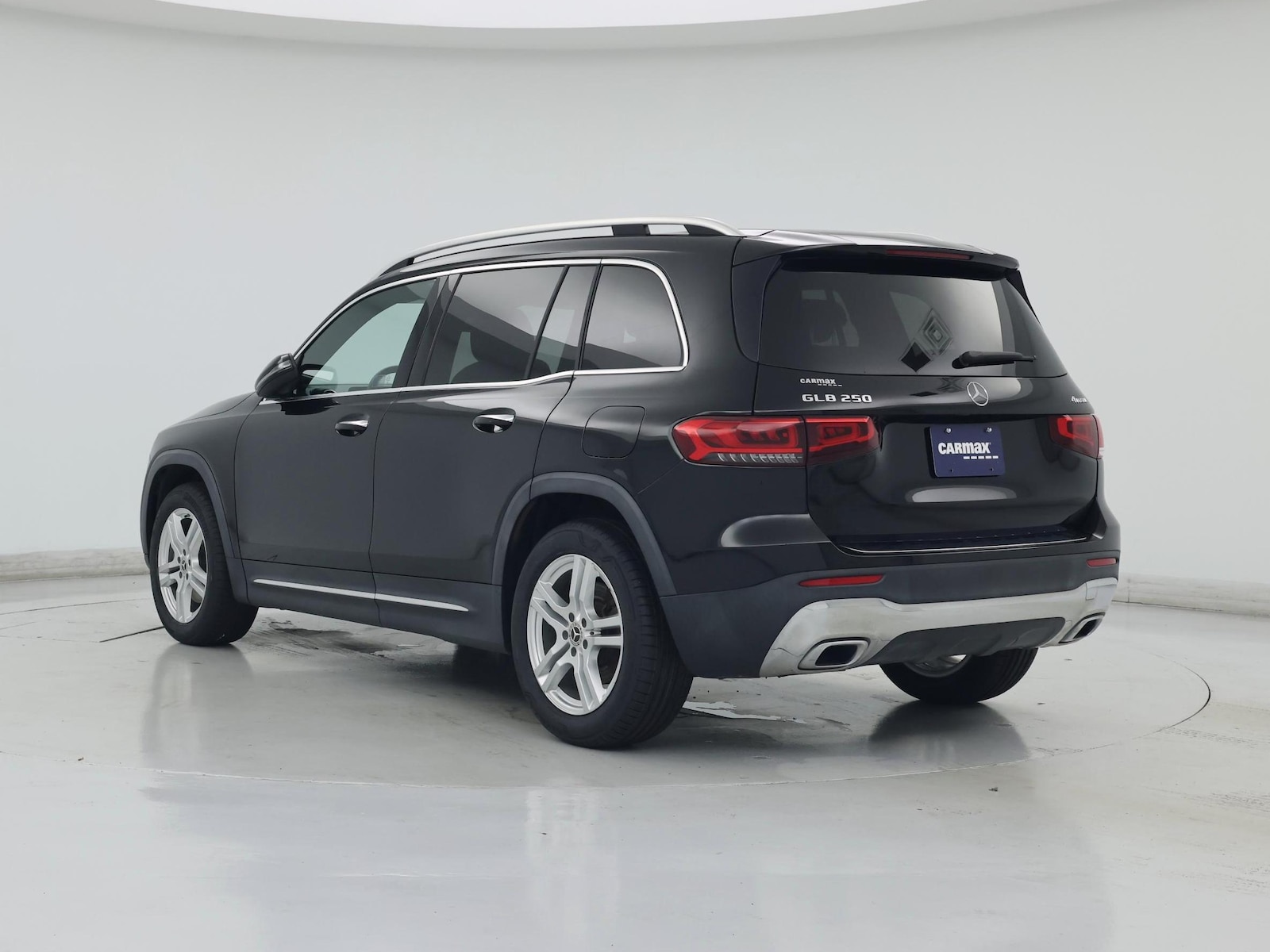 2022 Mercedes-Benz GLB Base - Photo 3