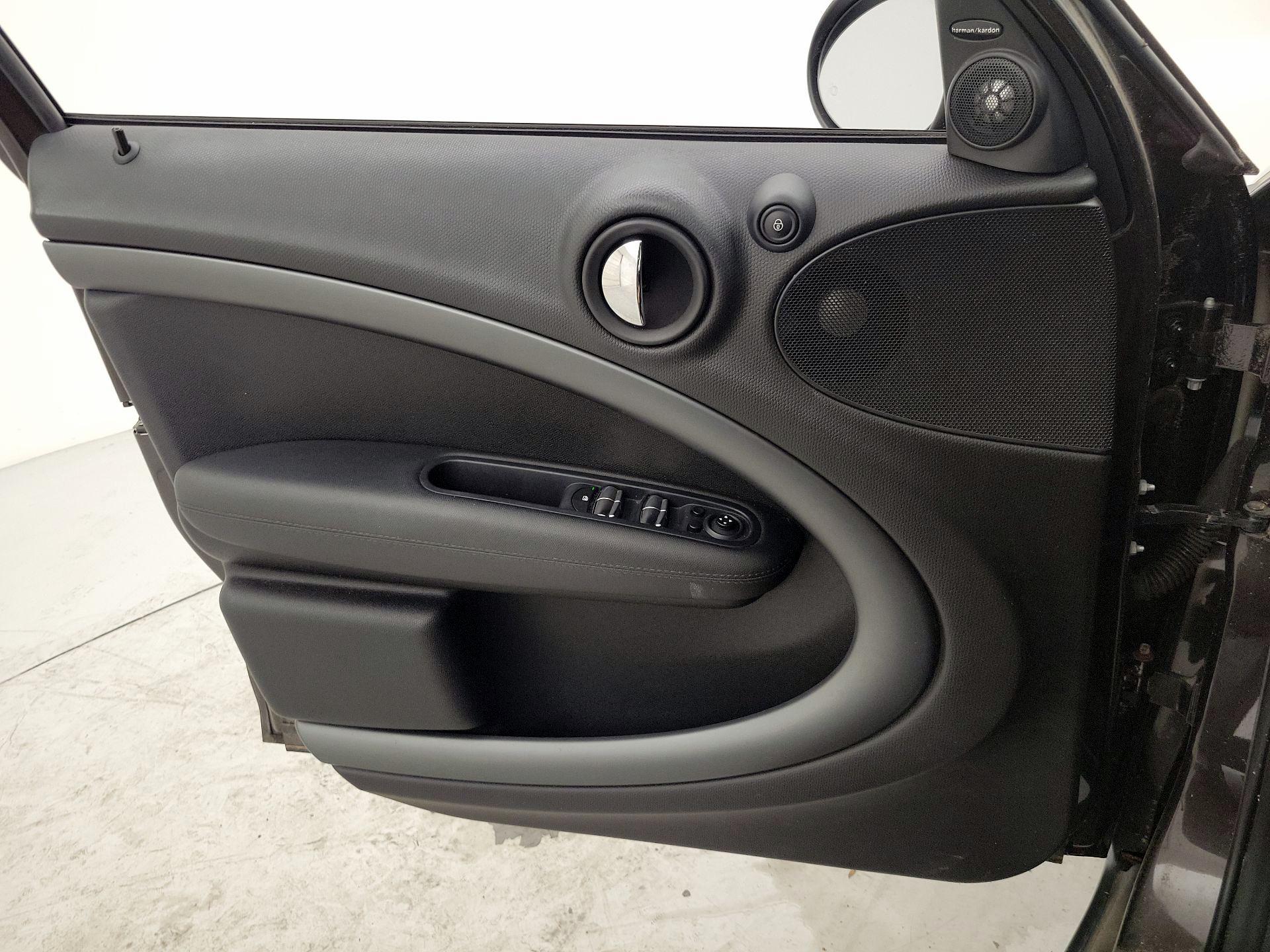 Thumbnail: 2015 MINI Cooper Countryman - 12