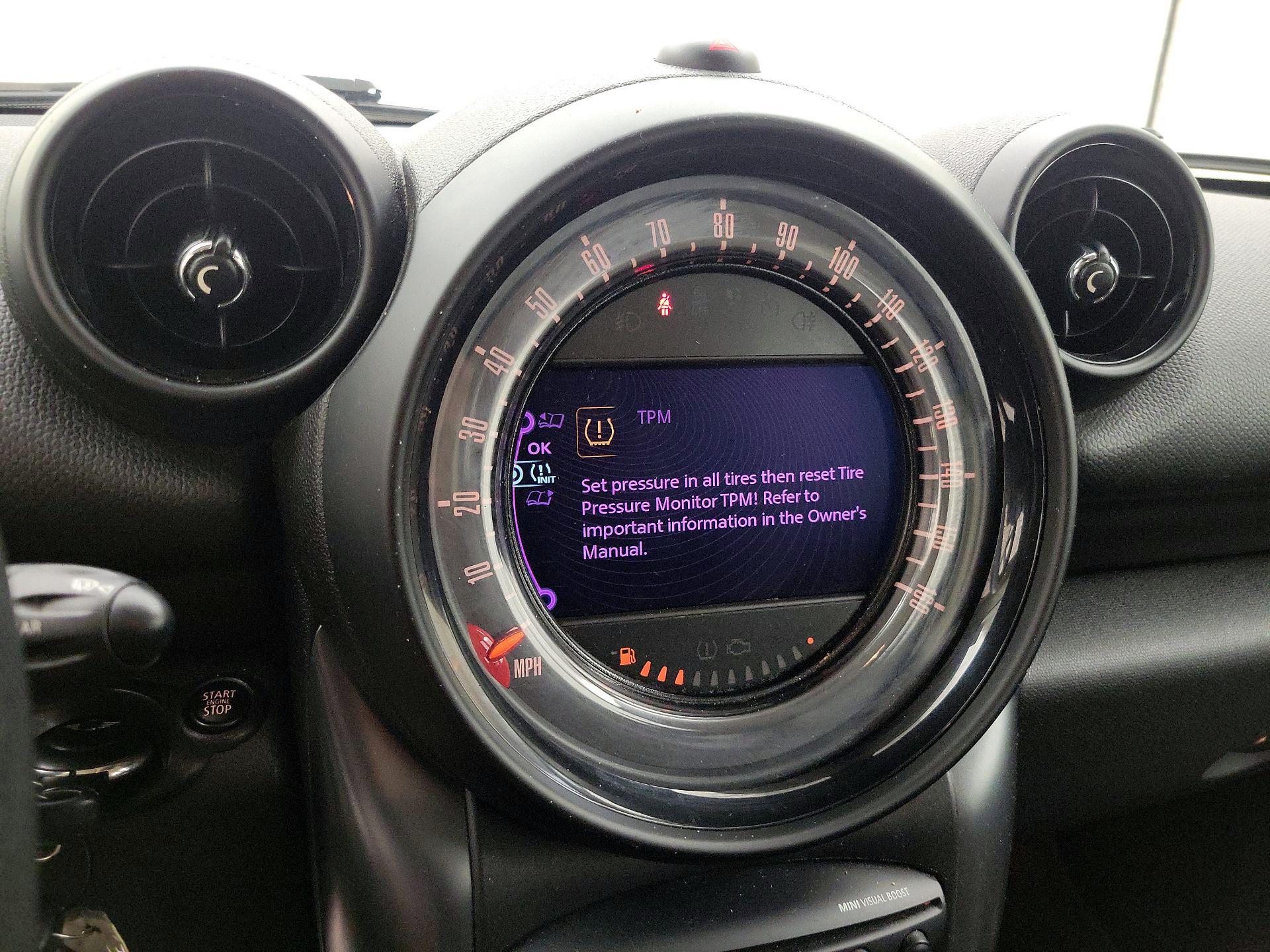Thumbnail: 2015 MINI Cooper Countryman - 13