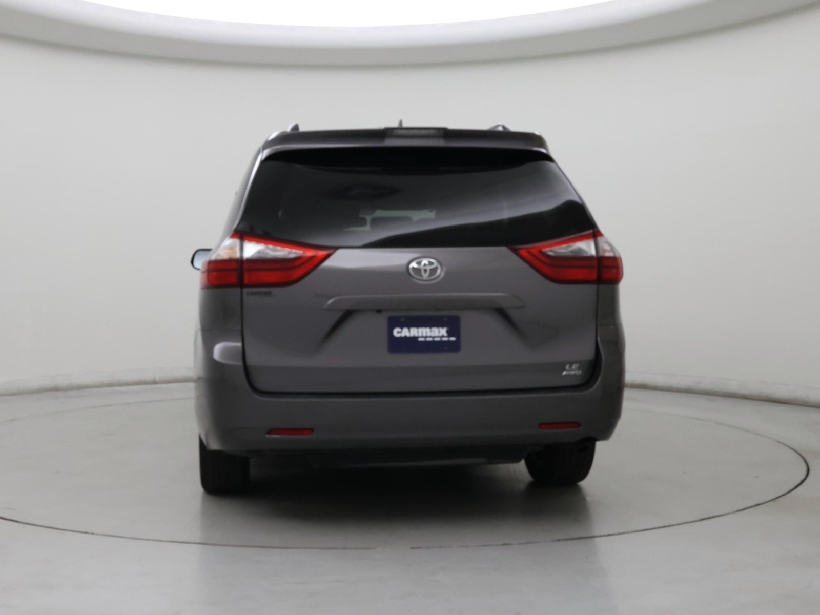 2020 Toyota Sienna LE - Photo 7