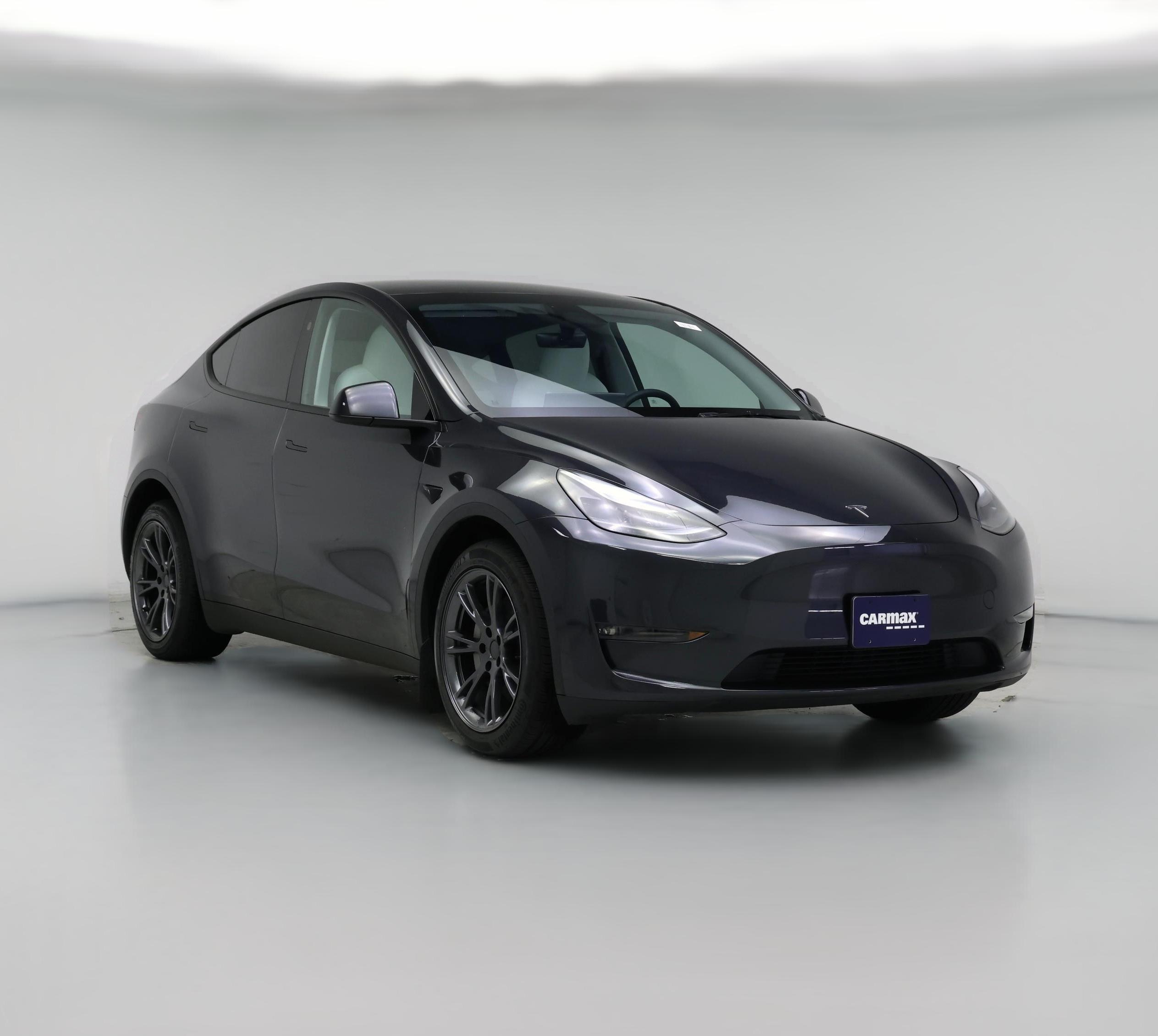 Thumbnail: 2025 Tesla Model Y - 1