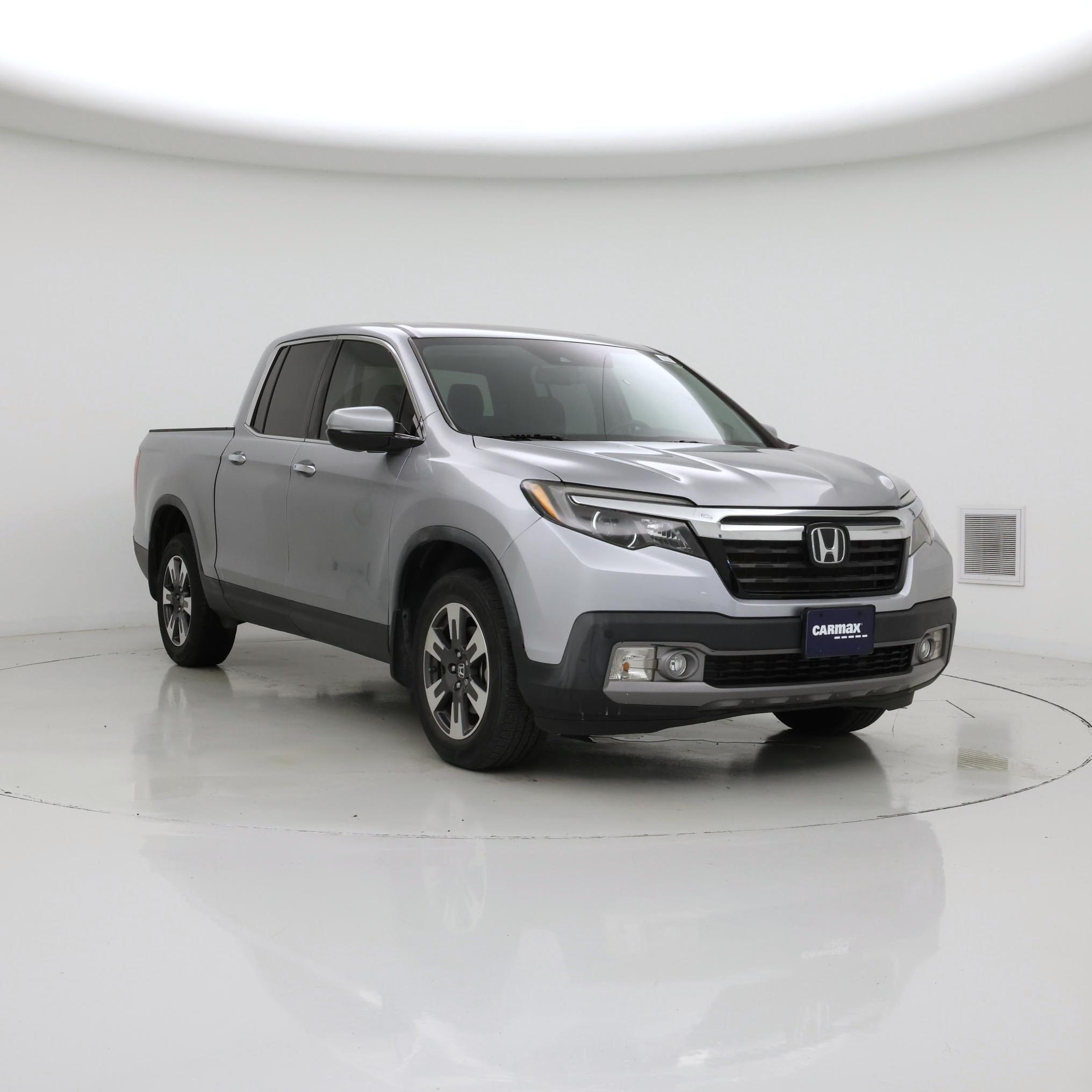 Gray 2018 Honda Ridgeline Pickup Truck All-Wheel Drive Automatic