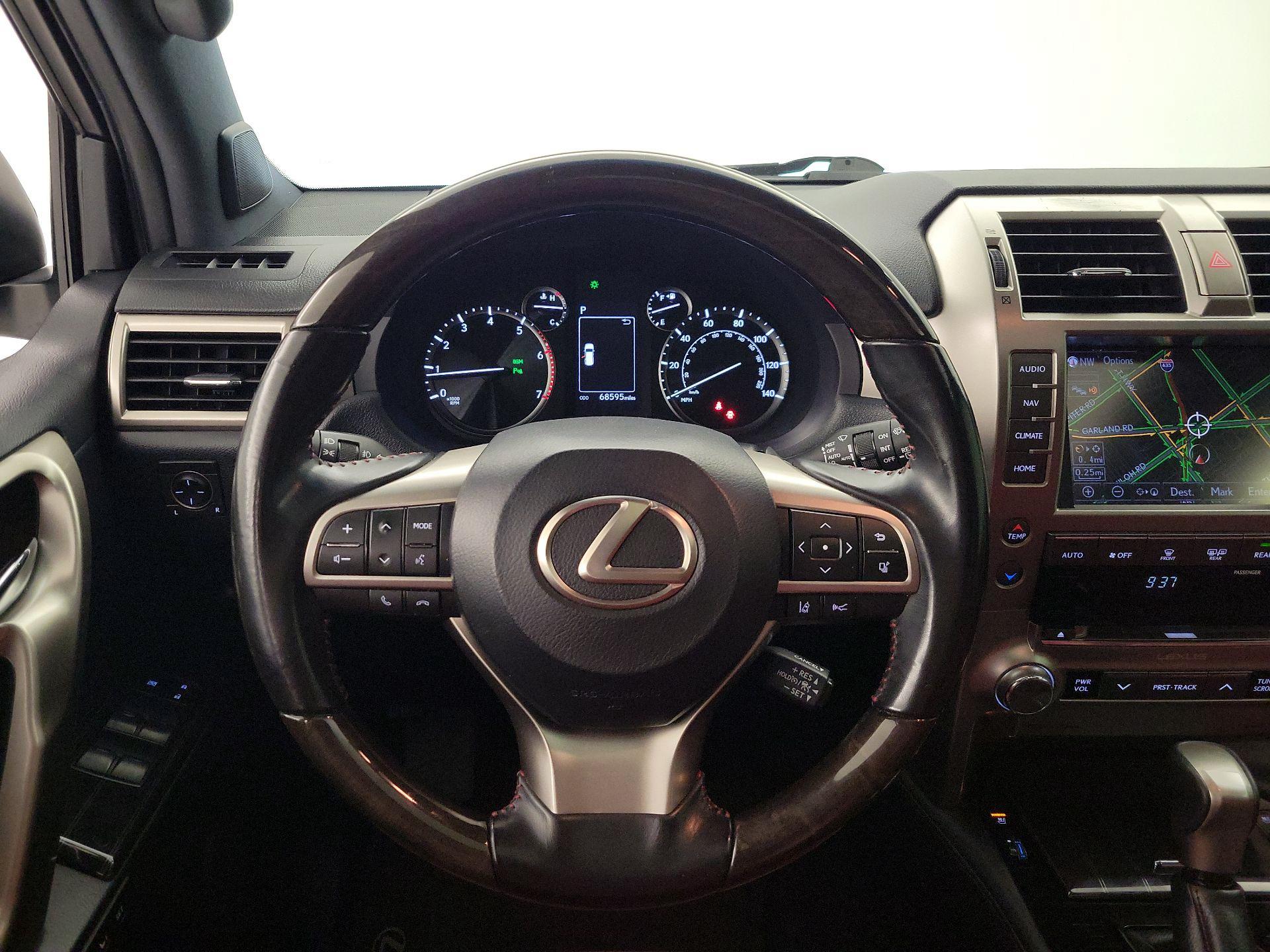 Thumbnail: 2020 Lexus GX - 10