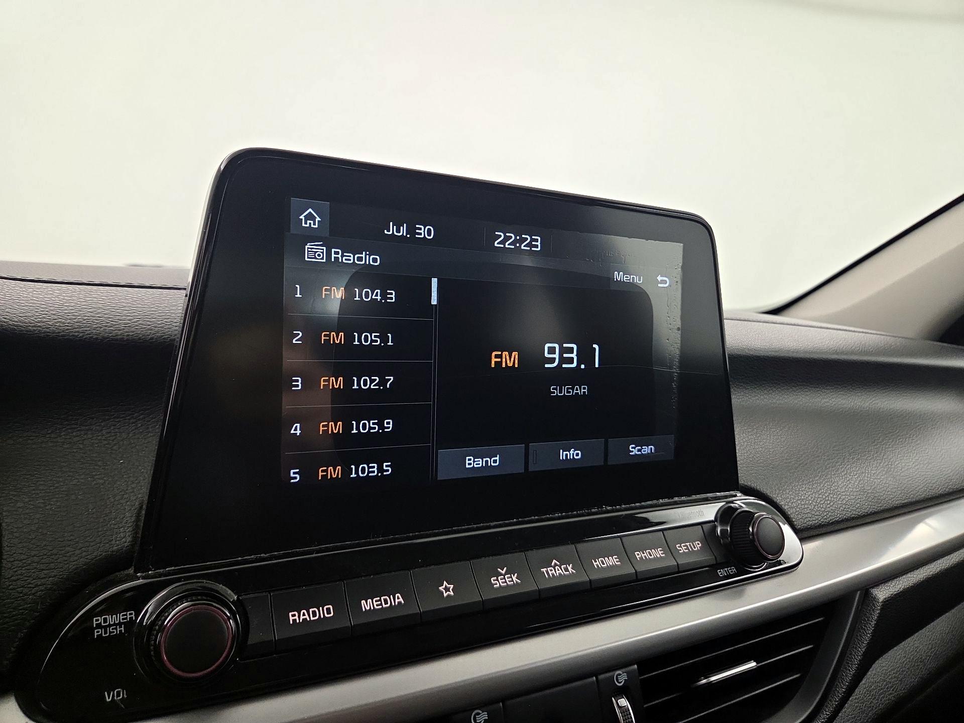 Thumbnail: 2020 Kia Forte - 14