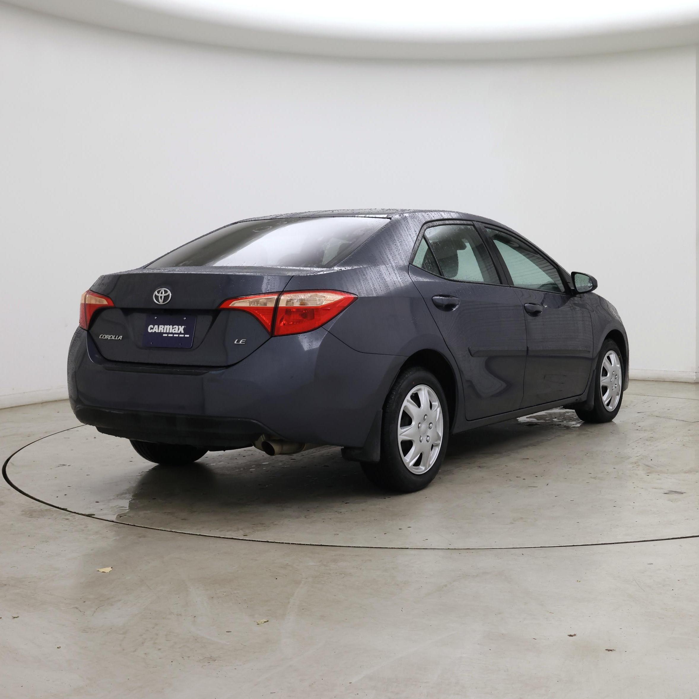 Thumbnail: 2018 Toyota Corolla - 8