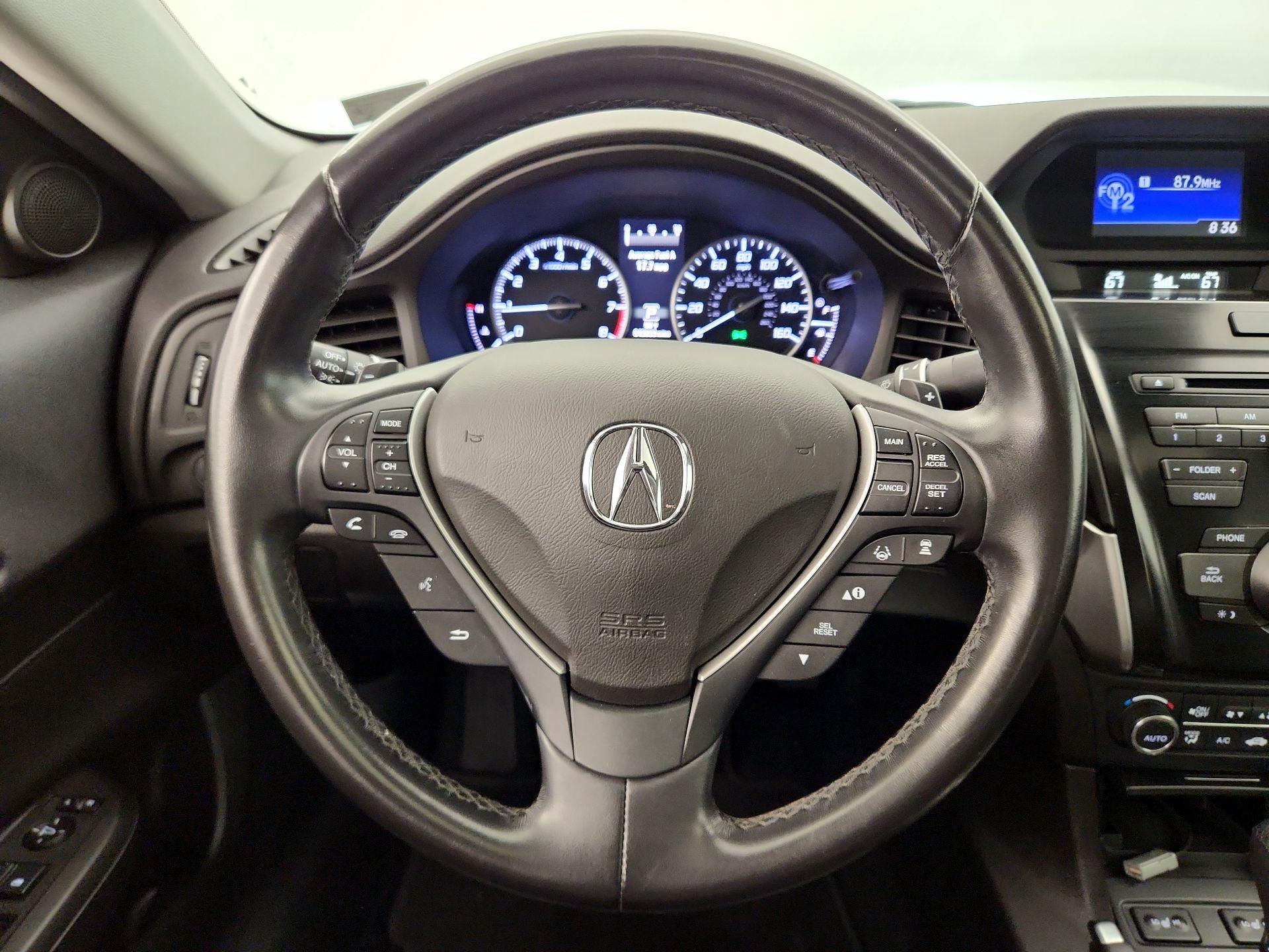 Thumbnail: 2020 Acura ILX - 10