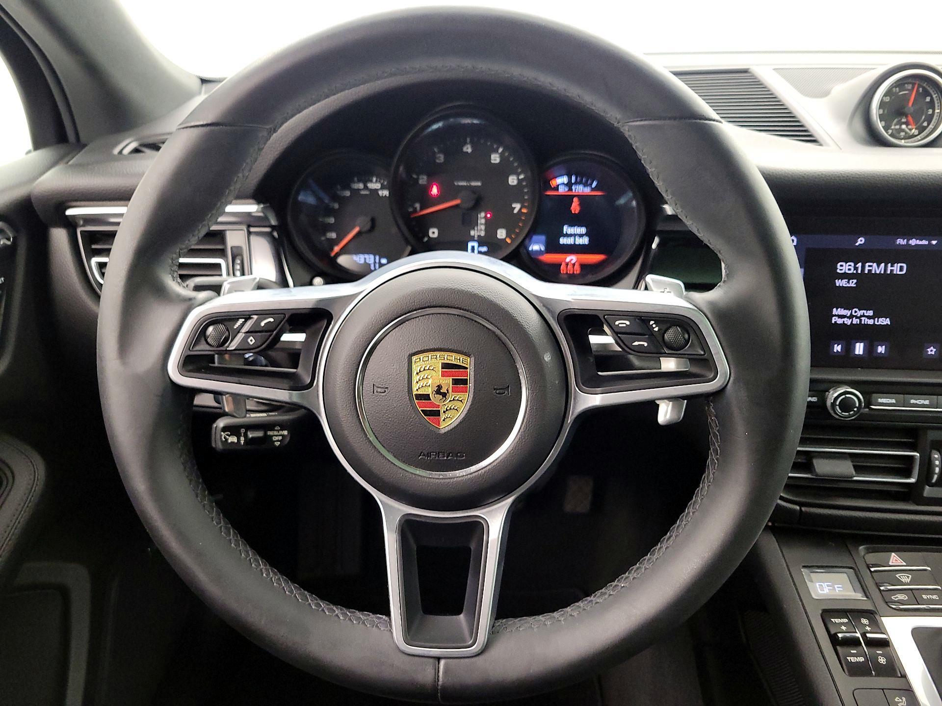 Thumbnail: 2021 Porsche Macan - 10