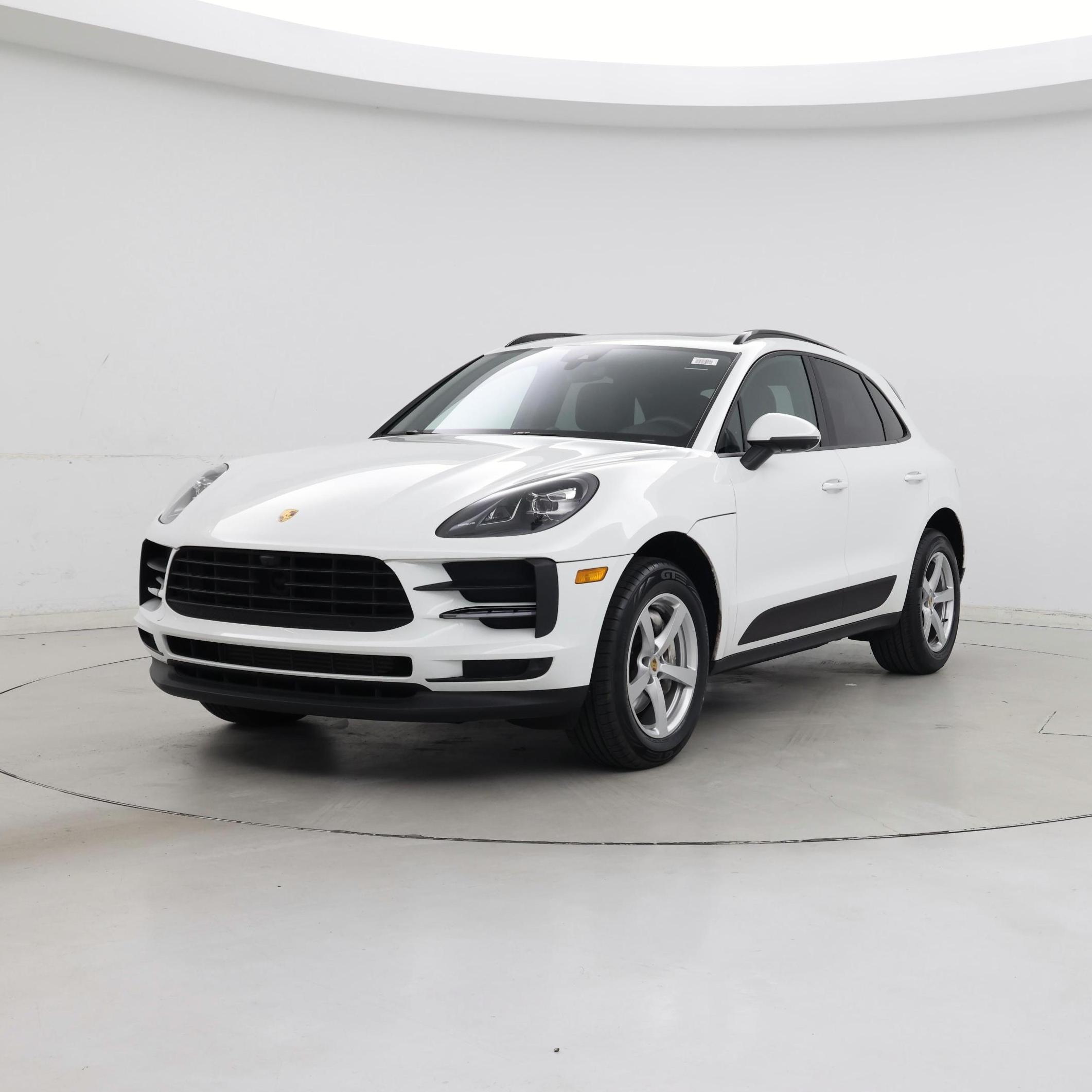 Thumbnail: 2021 Porsche Macan - 4