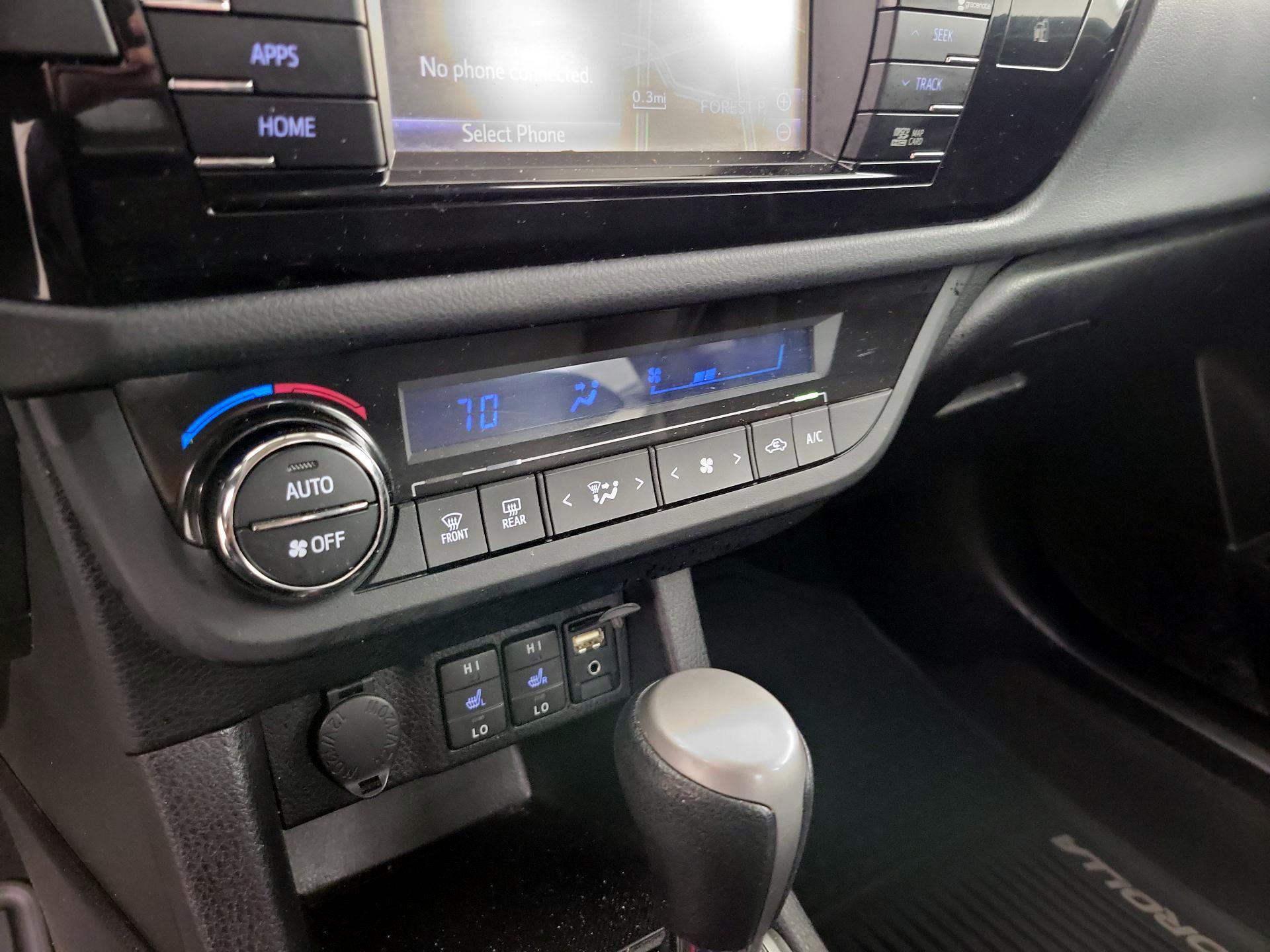 Thumbnail: 2016 Toyota Corolla - 17