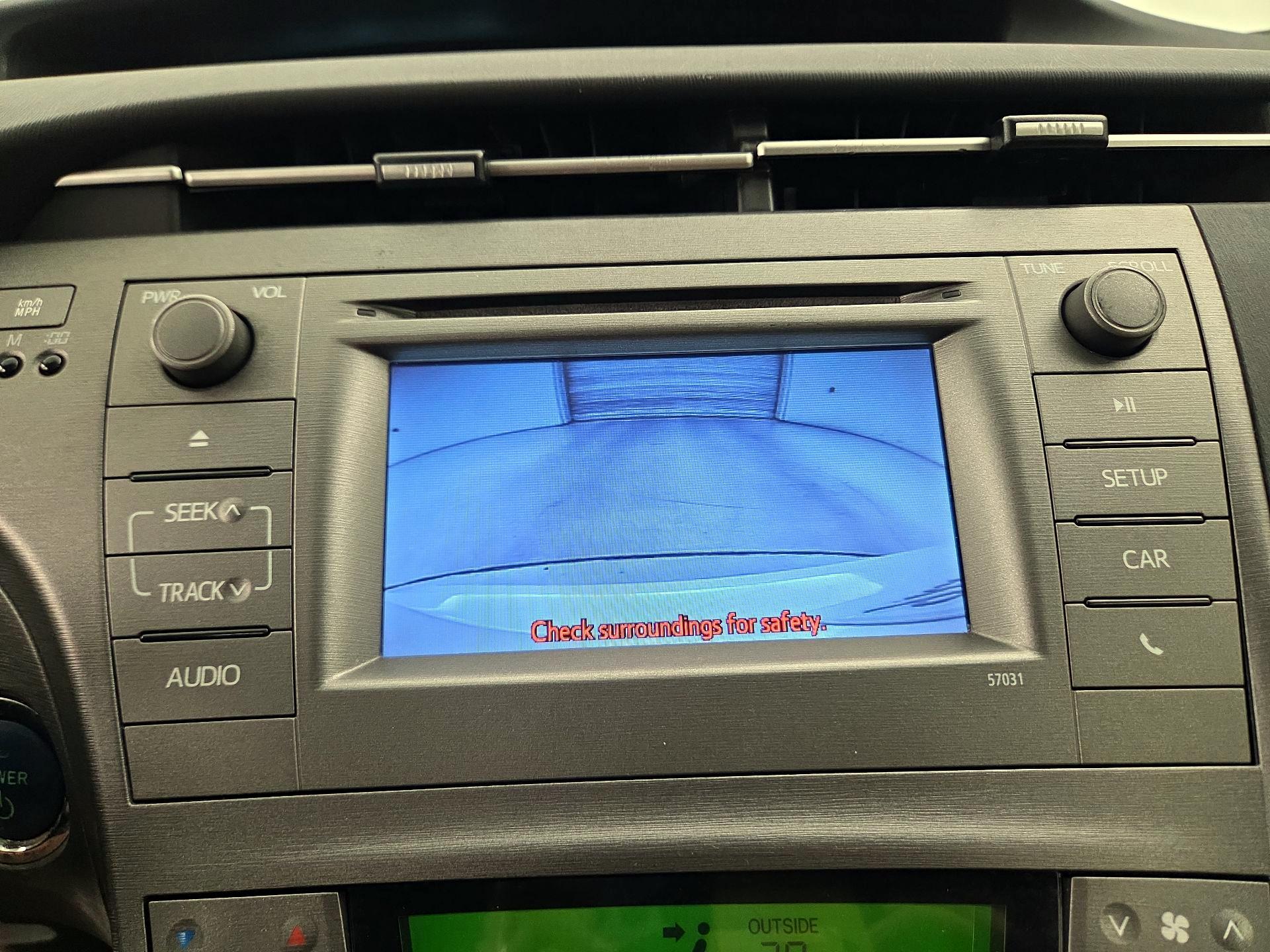Thumbnail: 2015 Toyota Prius - 14