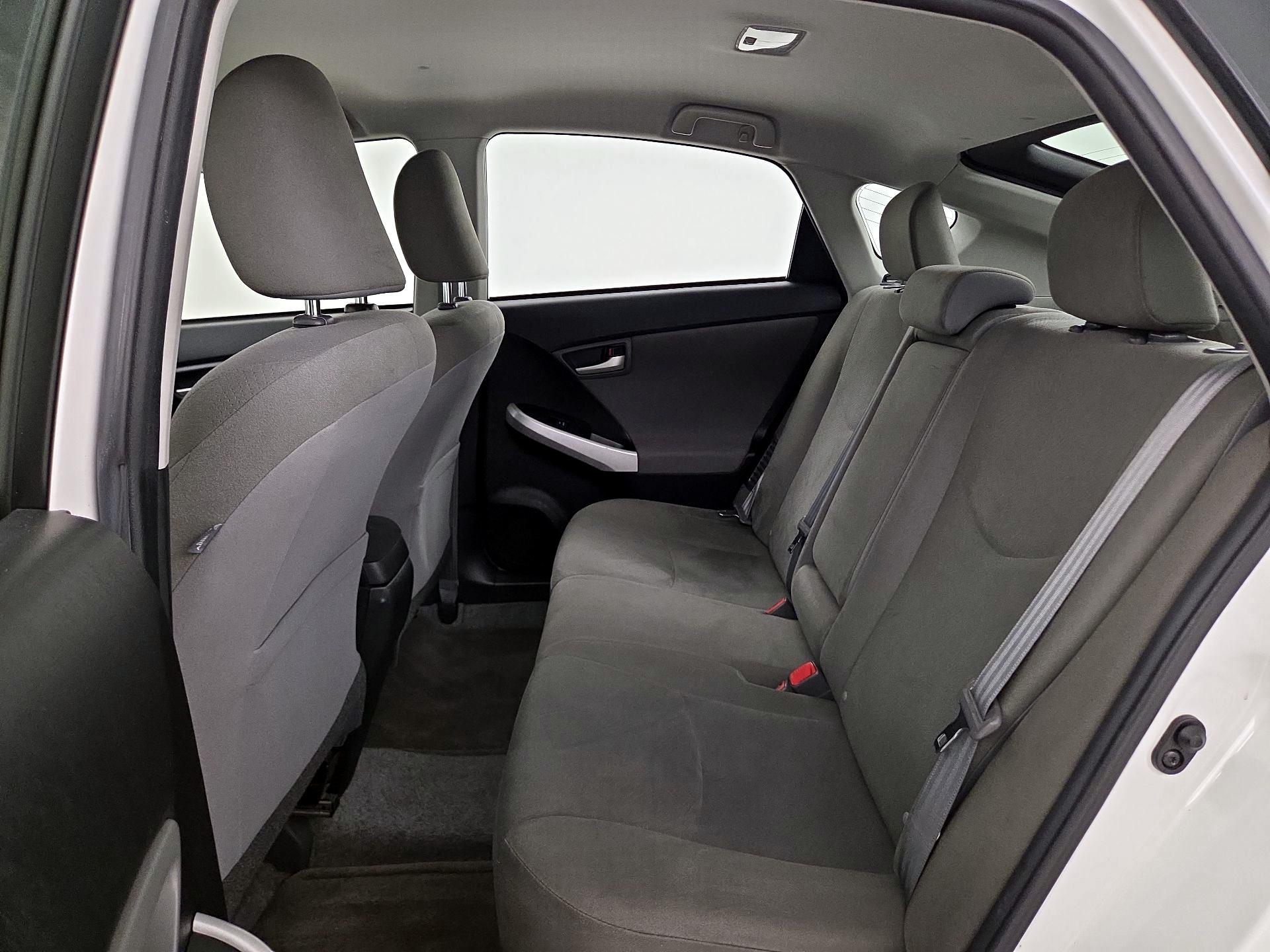 Thumbnail: 2015 Toyota Prius - 19