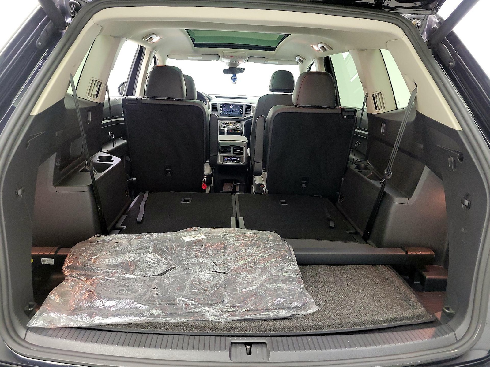 2019 Volkswagen Atlas SE w/Tech - Photo 24