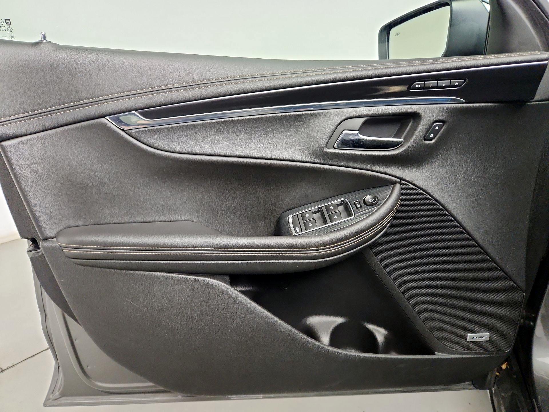 Thumbnail: 2016 Chevrolet Impala - 12