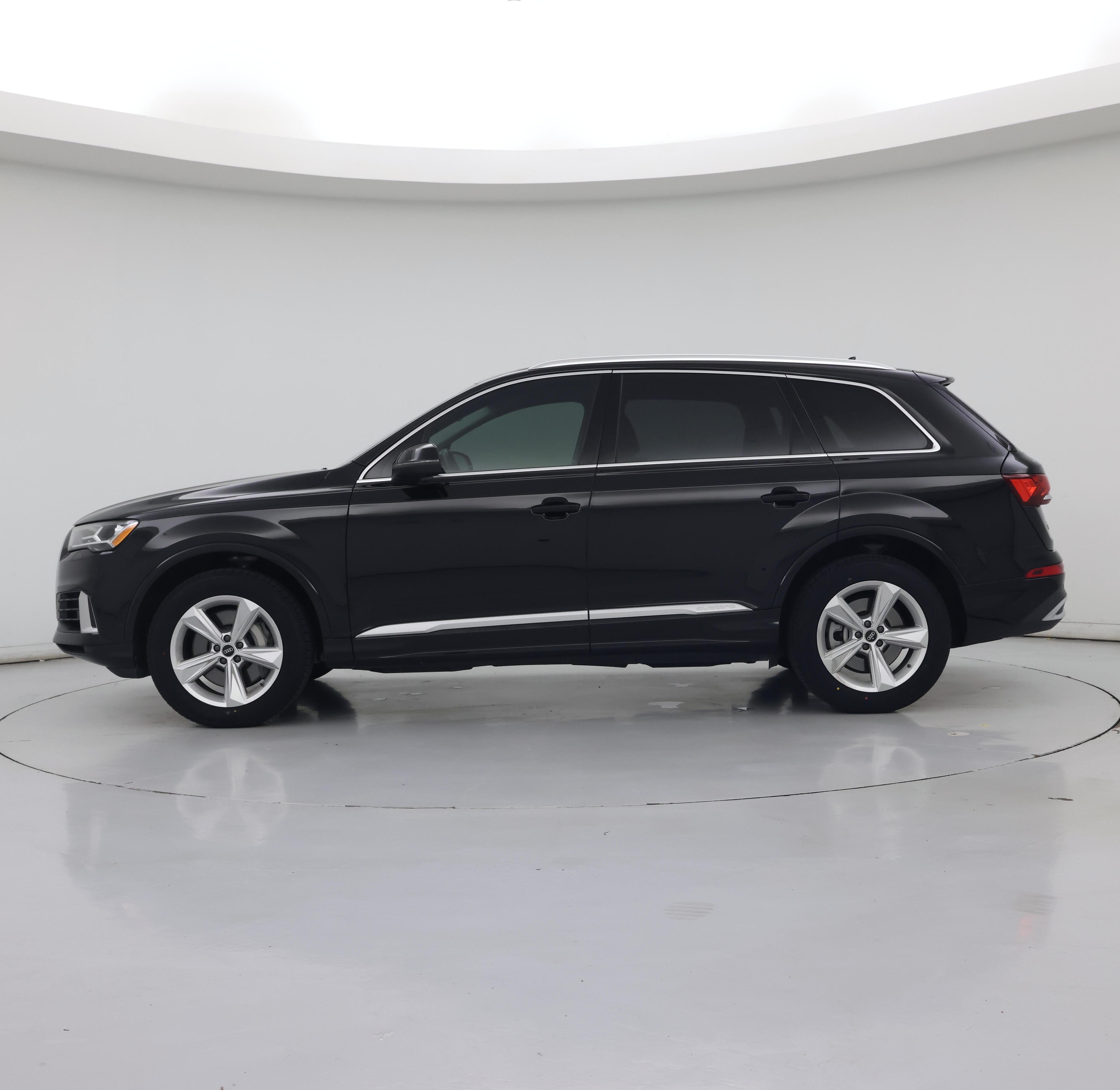 Thumbnail: 2022 Audi Q7 - 3
