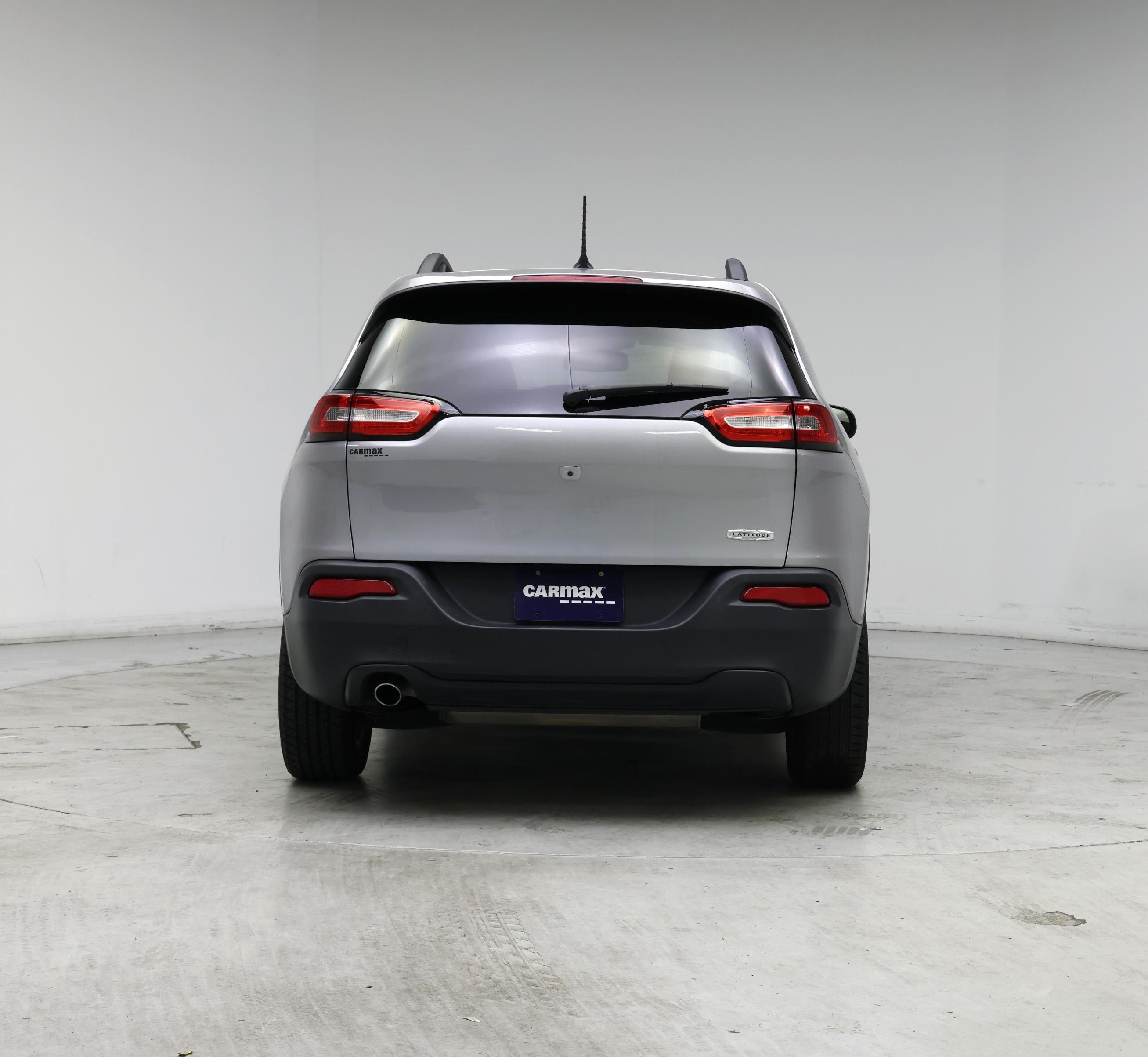 Thumbnail: 2017 Jeep Cherokee - 6